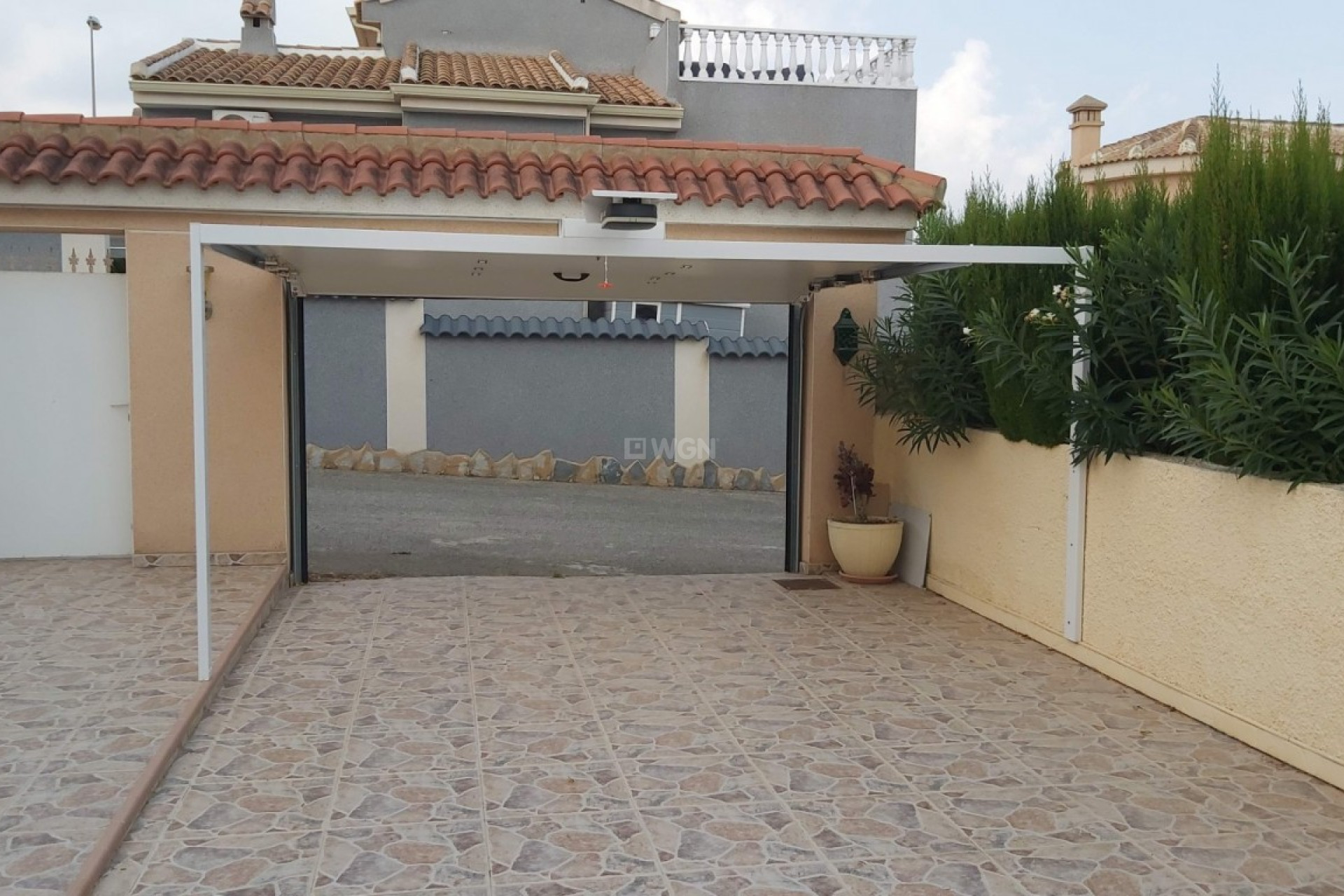 Odsprzedaż - Villa - Benimar - Costa Blanca