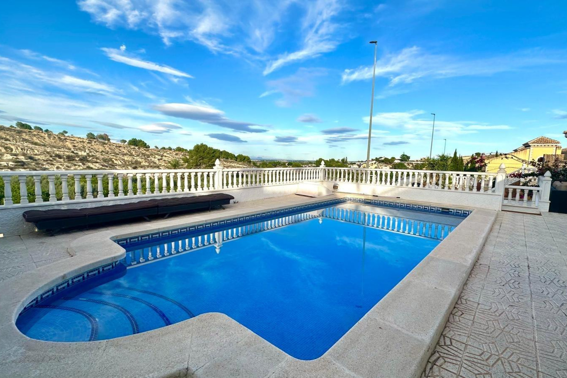 Odsprzedaż - Villa - Bigastro - Comunidad Valenciana