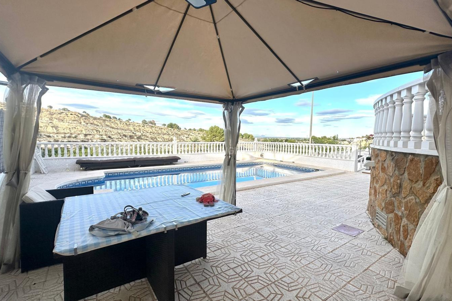 Odsprzedaż - Villa - Bigastro - Comunidad Valenciana