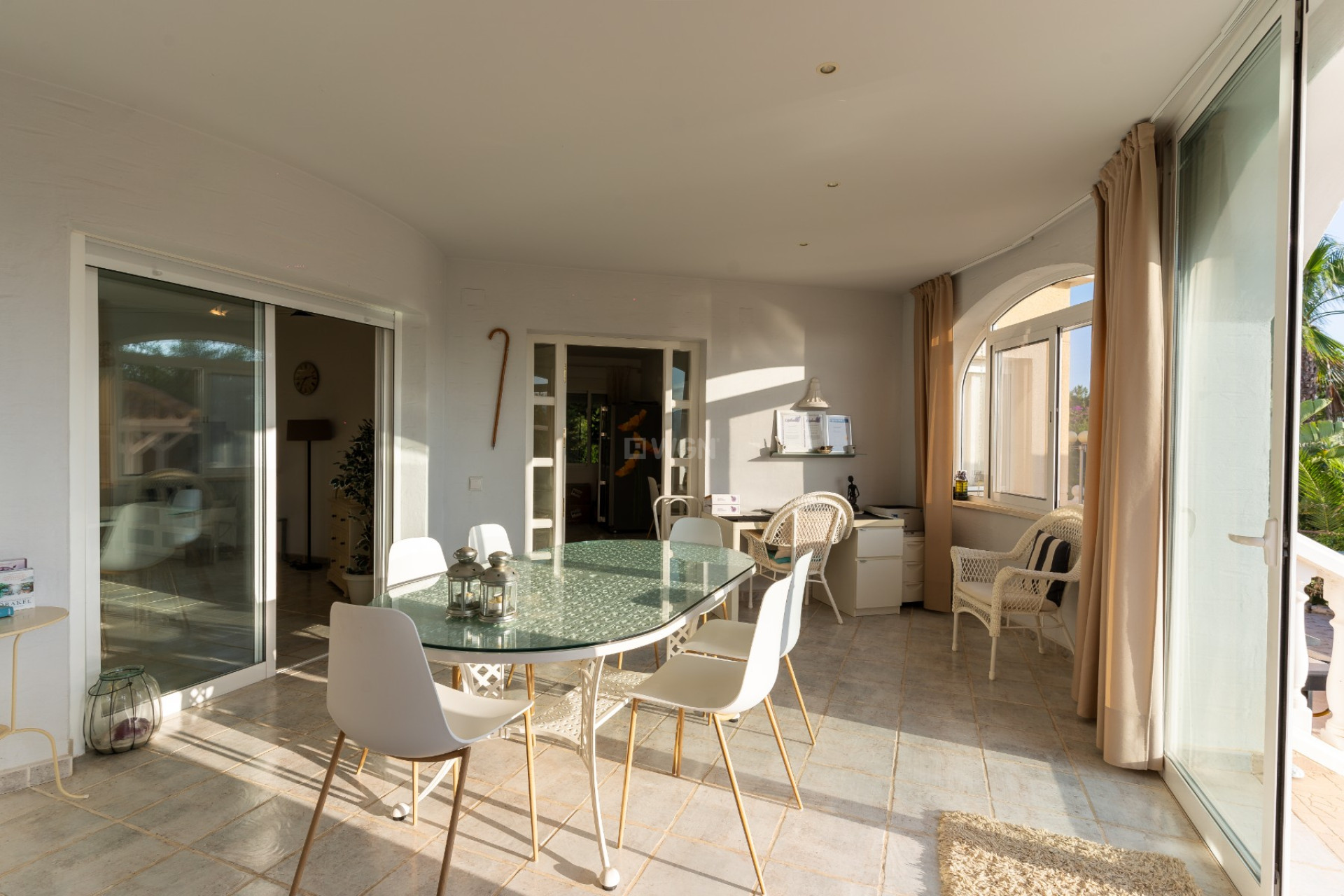 Odsprzedaż - Villa - Busot - Costa Blanca