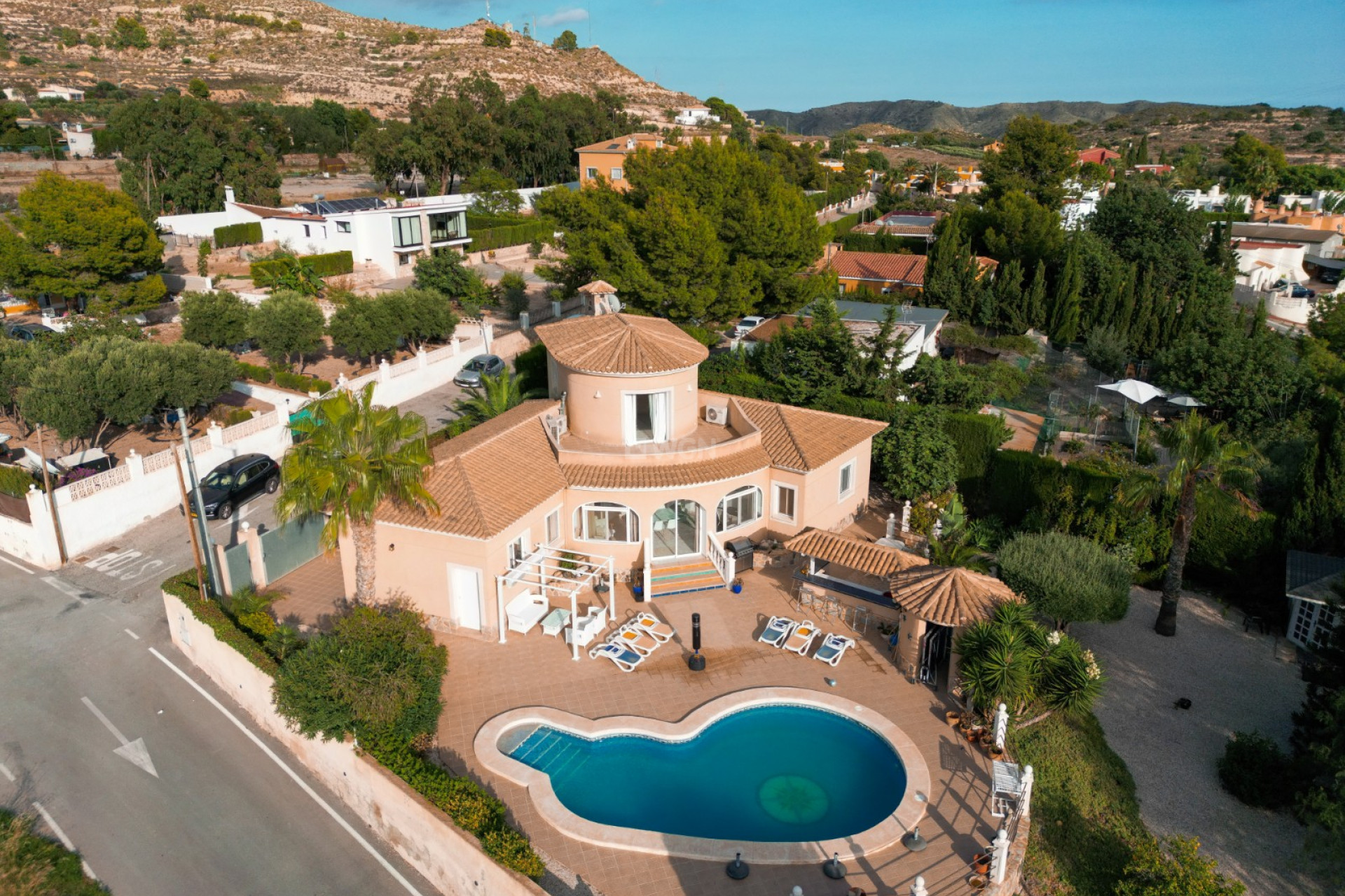 Odsprzedaż - Villa - Busot - Costa Blanca