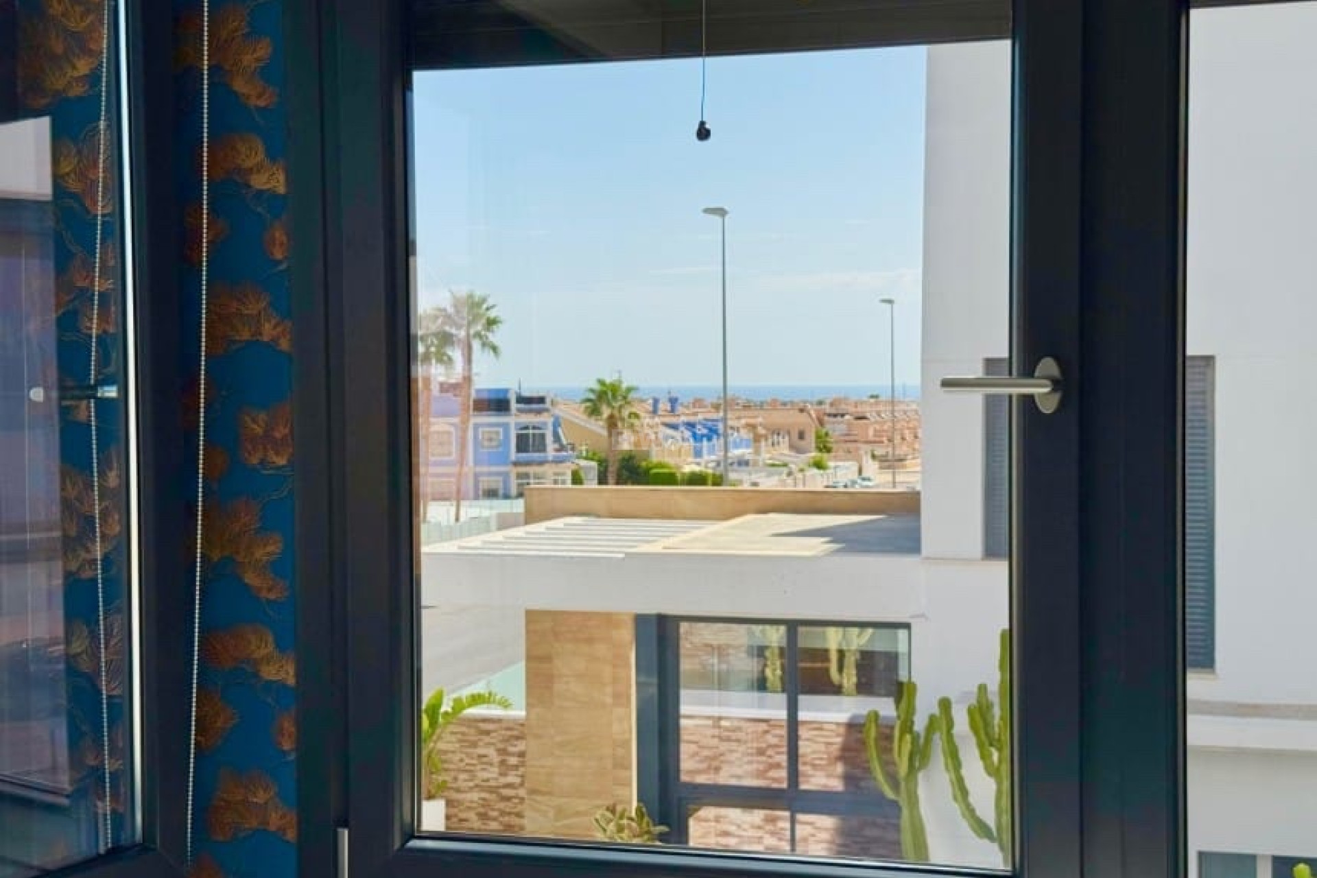 Odsprzedaż - Villa - Cabo Roig - Costa Blanca