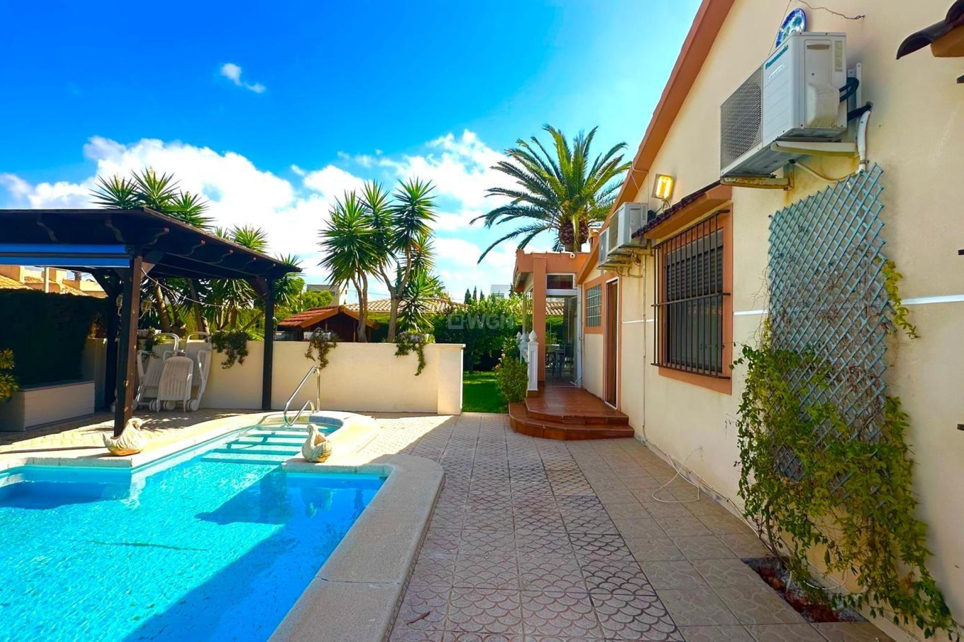 Odsprzedaż - Villa - Cabo Roig - Costa Blanca