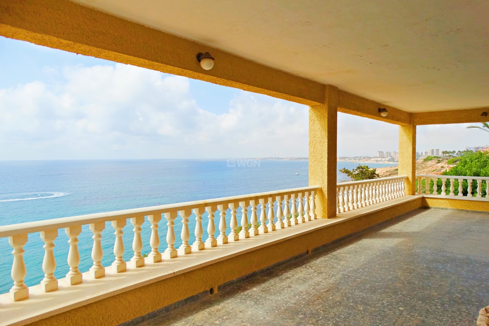 Odsprzedaż - Villa - Cabo Roig - Costa Blanca