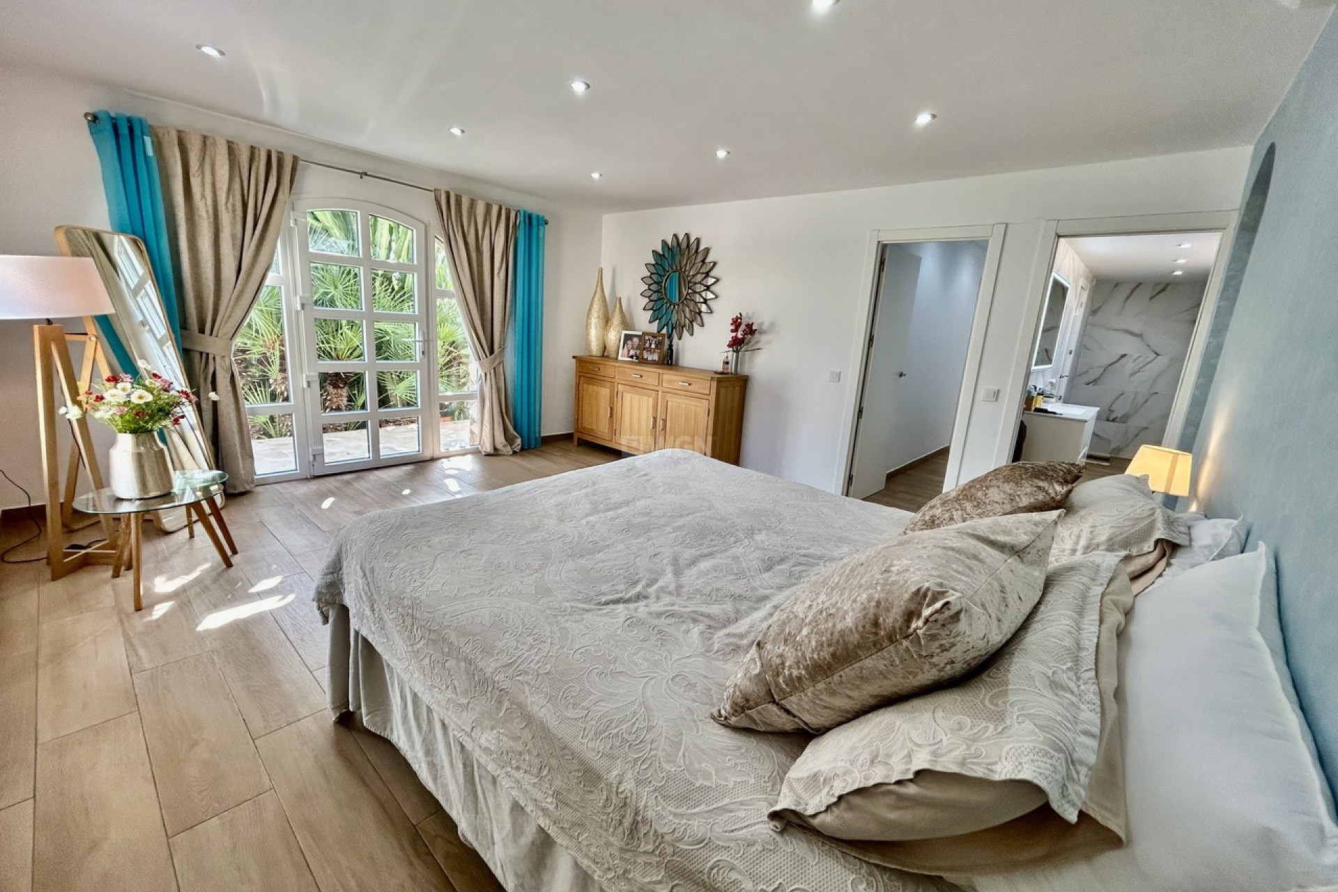 Odsprzedaż - Villa - Cabo Roig - Costa Blanca