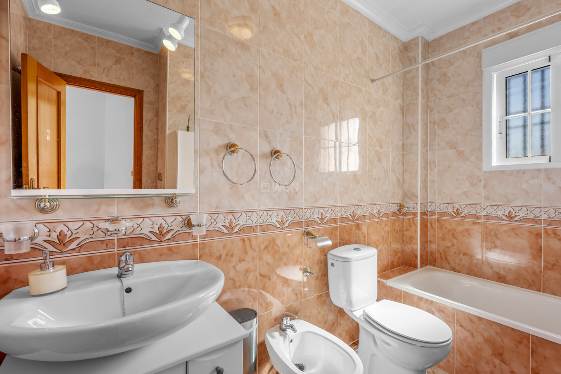Odsprzedaż - Villa - Cabo Roig - Costa Blanca