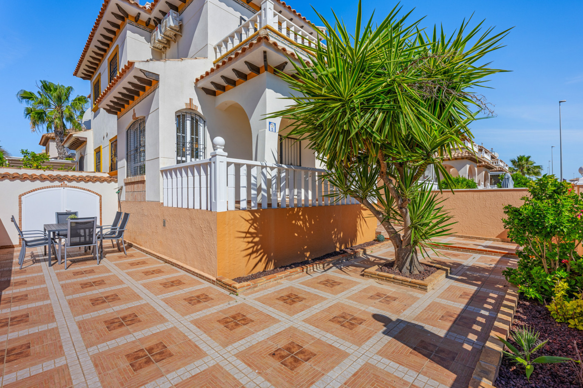 Odsprzedaż - Villa - Cabo Roig - Costa Blanca