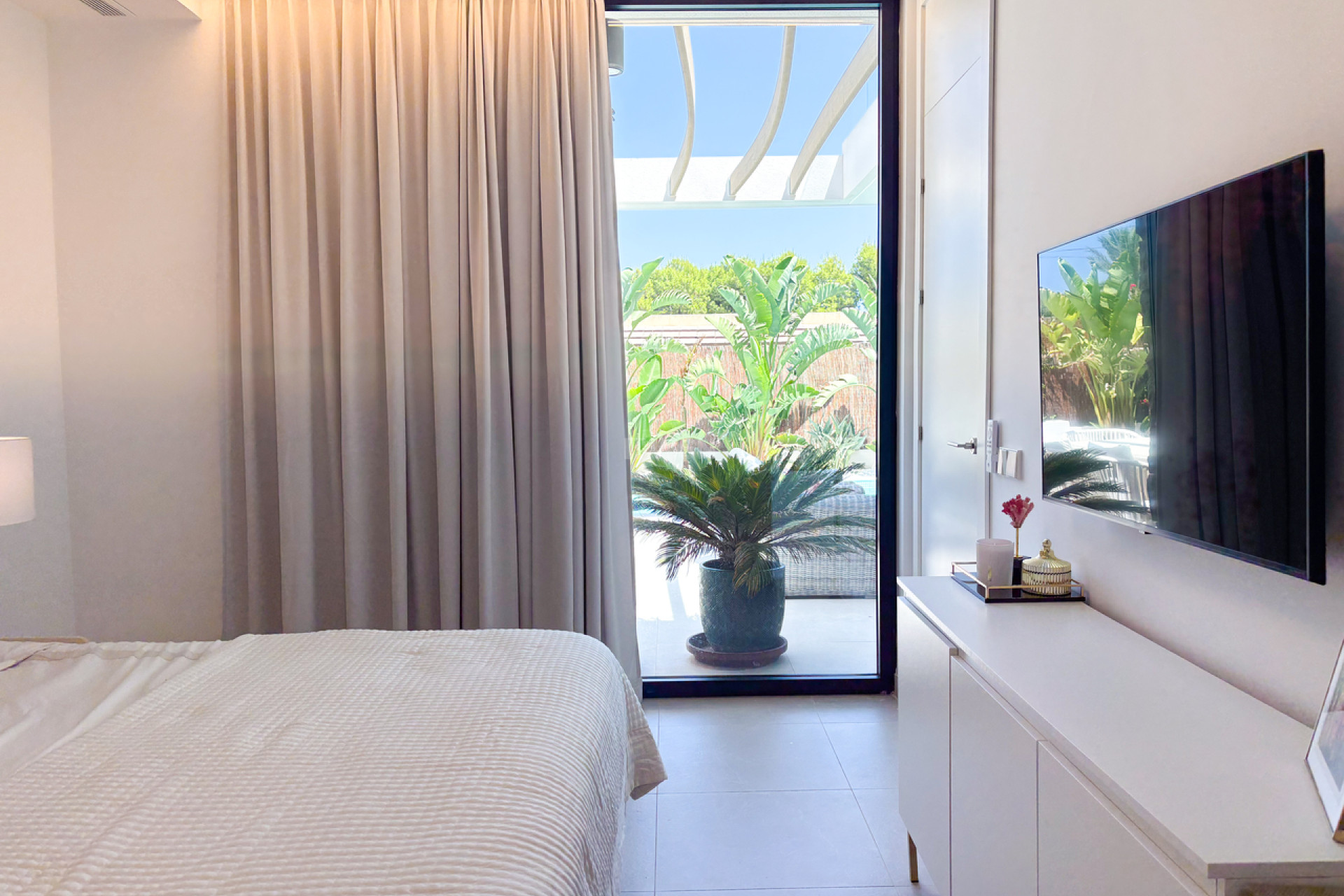Odsprzedaż - Villa - Cabo Roig - Costa Blanca