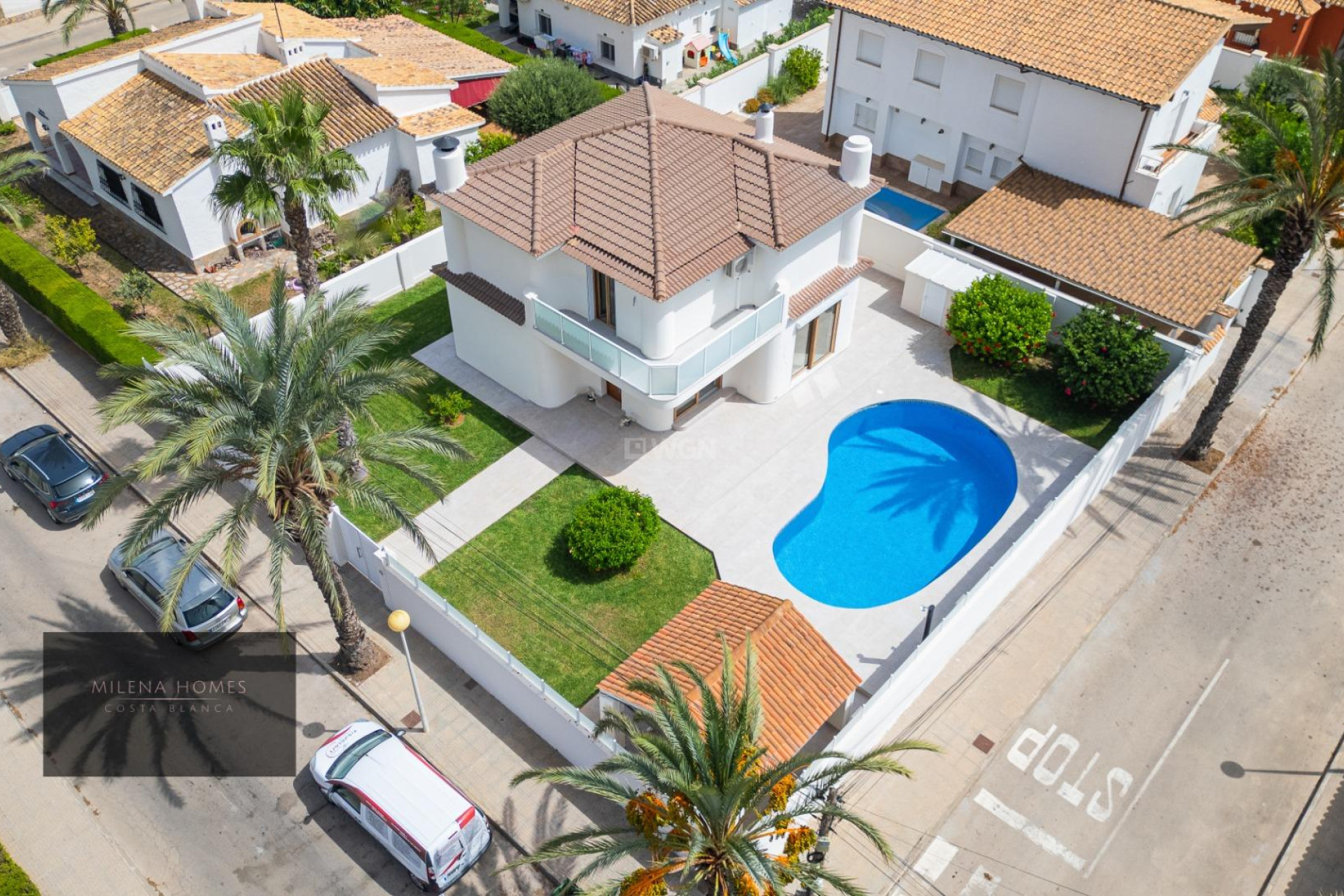 Odsprzedaż - Villa - Cabo Roig