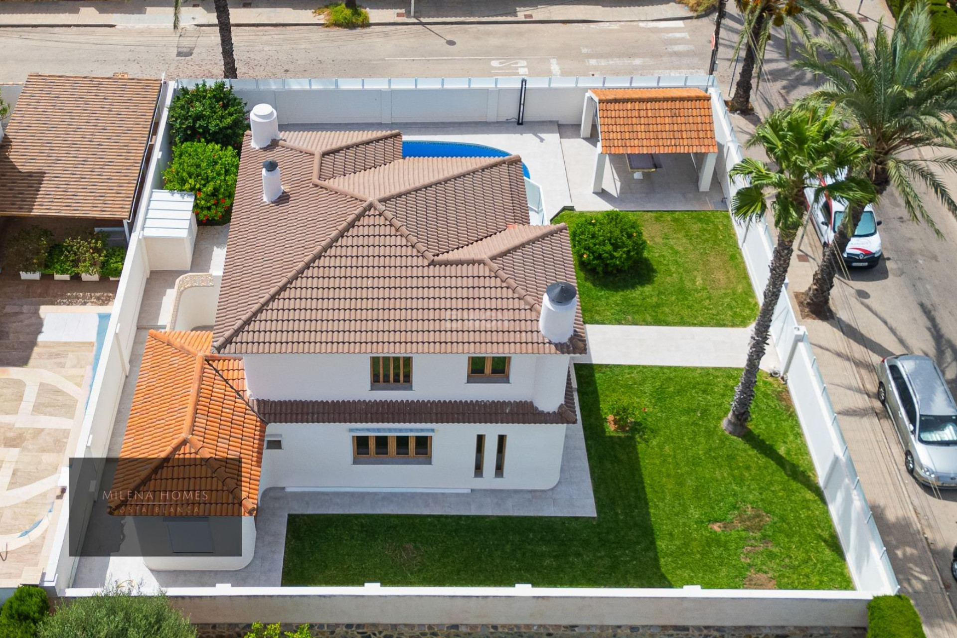 Odsprzedaż - Villa - Cabo Roig