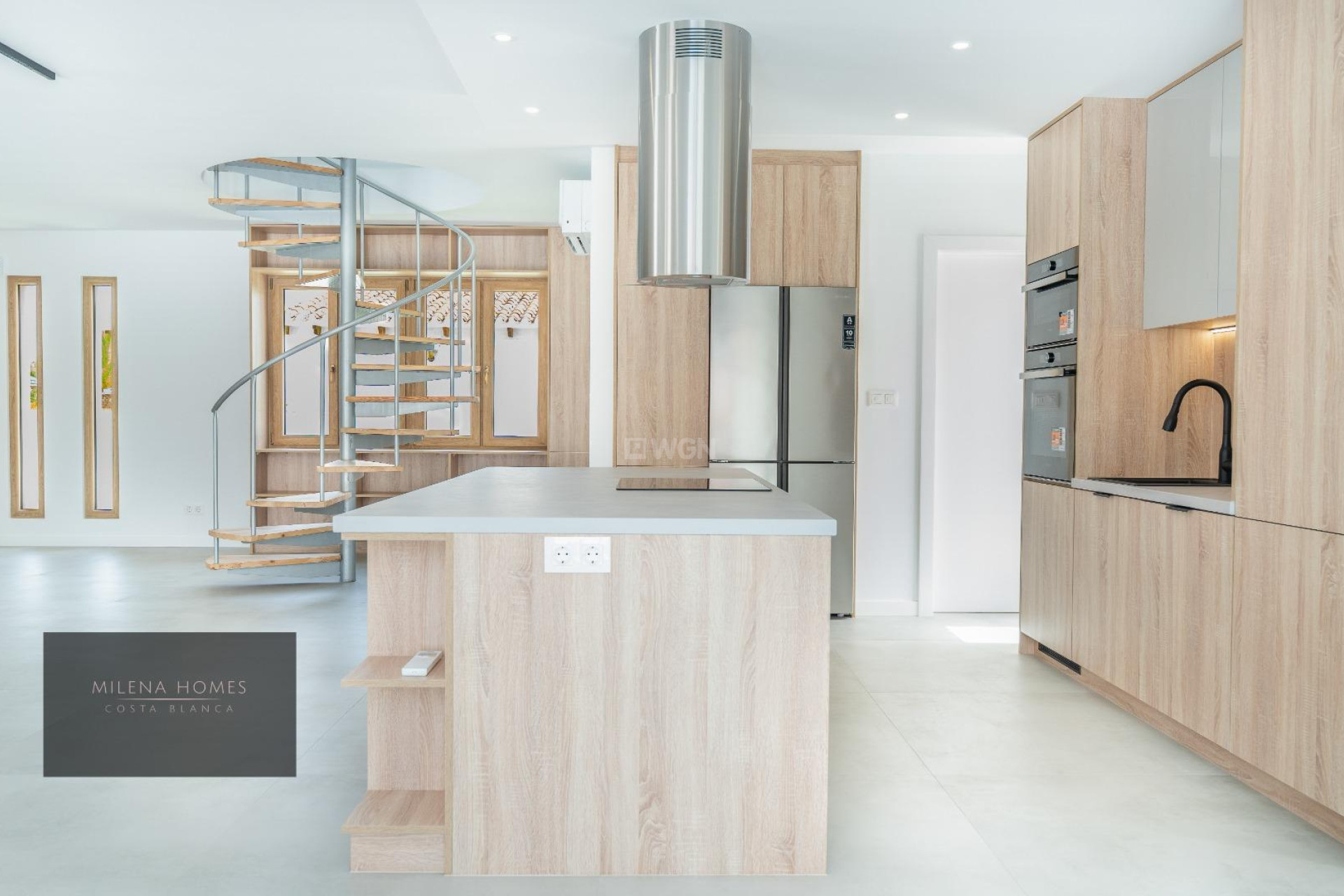 Odsprzedaż - Villa - Cabo Roig