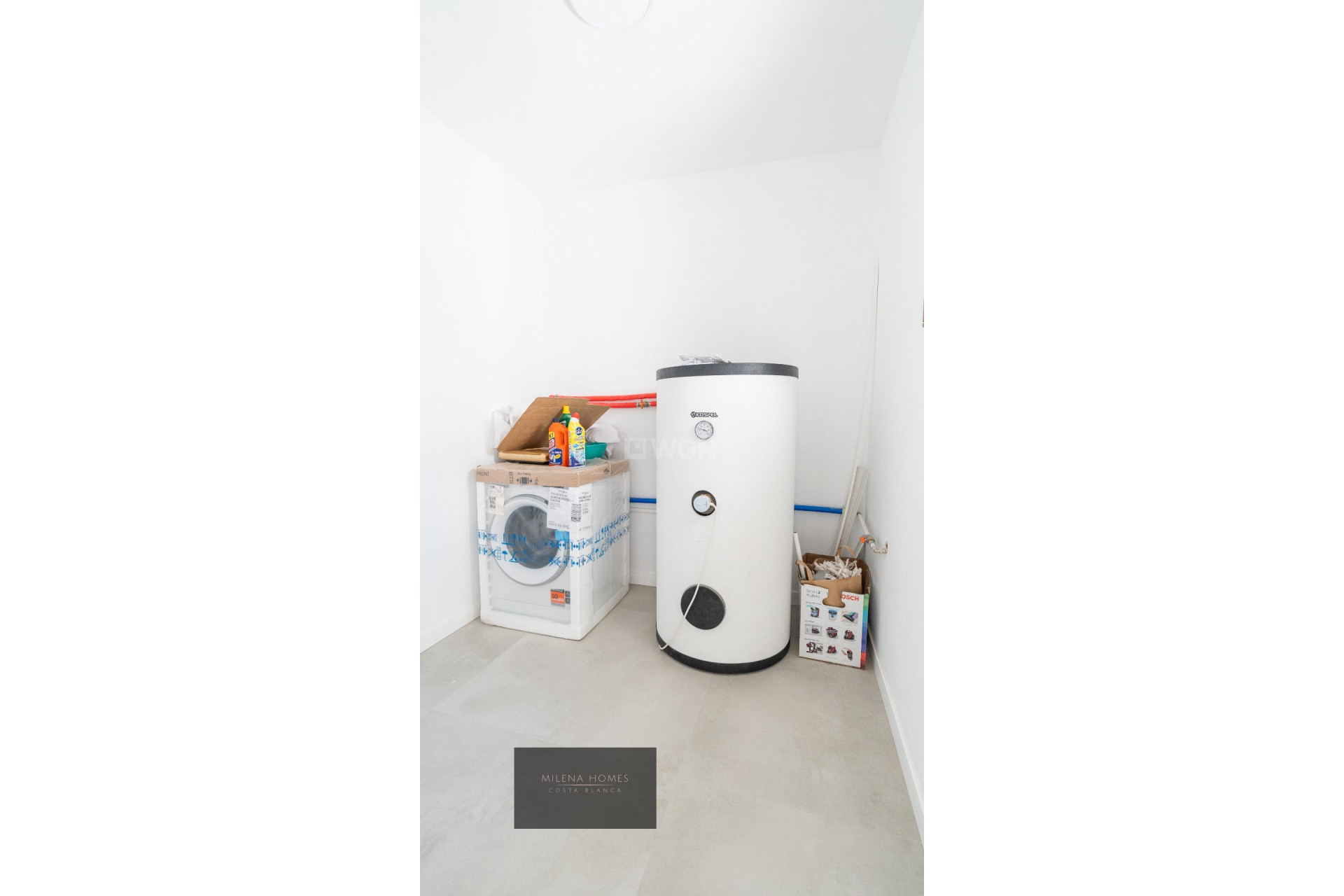 Odsprzedaż - Villa - Cabo Roig