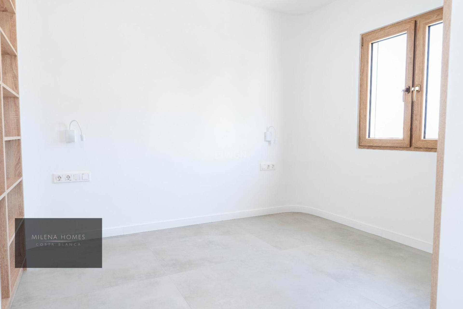 Odsprzedaż - Villa - Cabo Roig