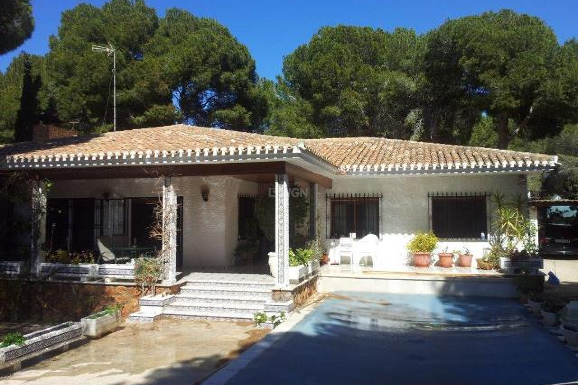 Odsprzedaż - Villa - Campoamor - Costa Blanca