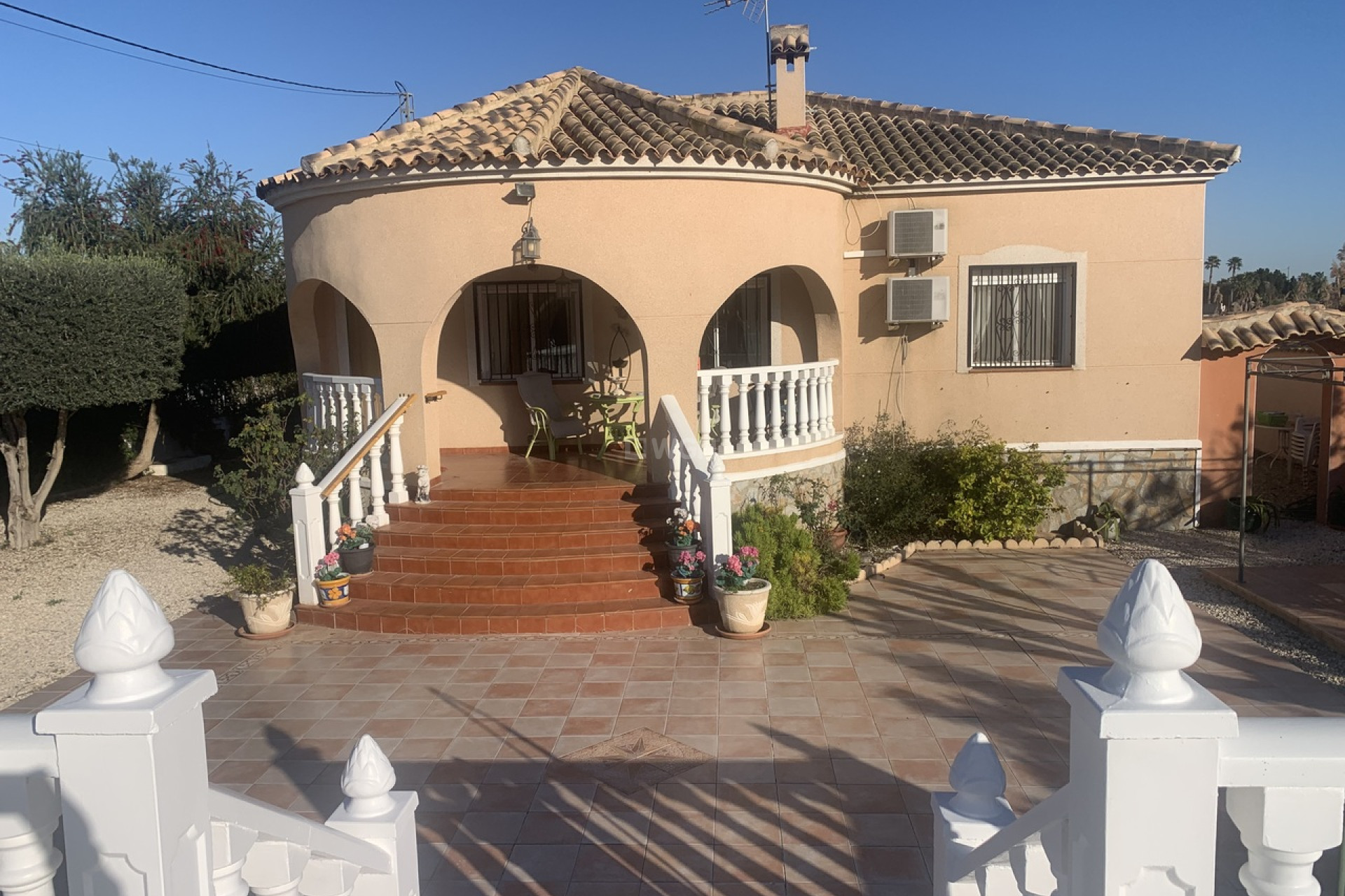 Odsprzedaż - Villa - Catral - Costa Blanca