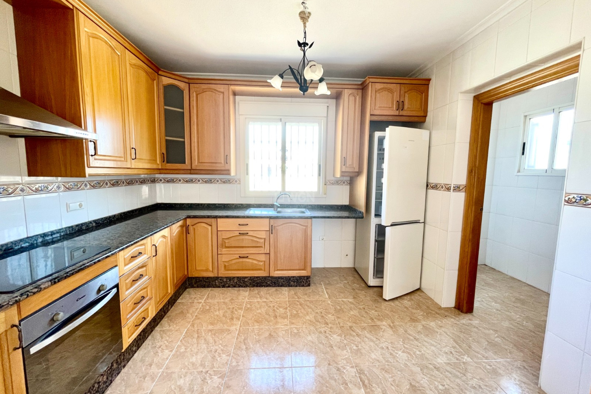Odsprzedaż - Villa - Catral - Costa Blanca
