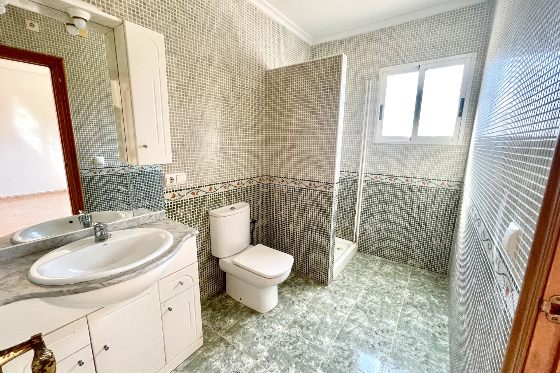 Odsprzedaż - Villa - Catral - Costa Blanca