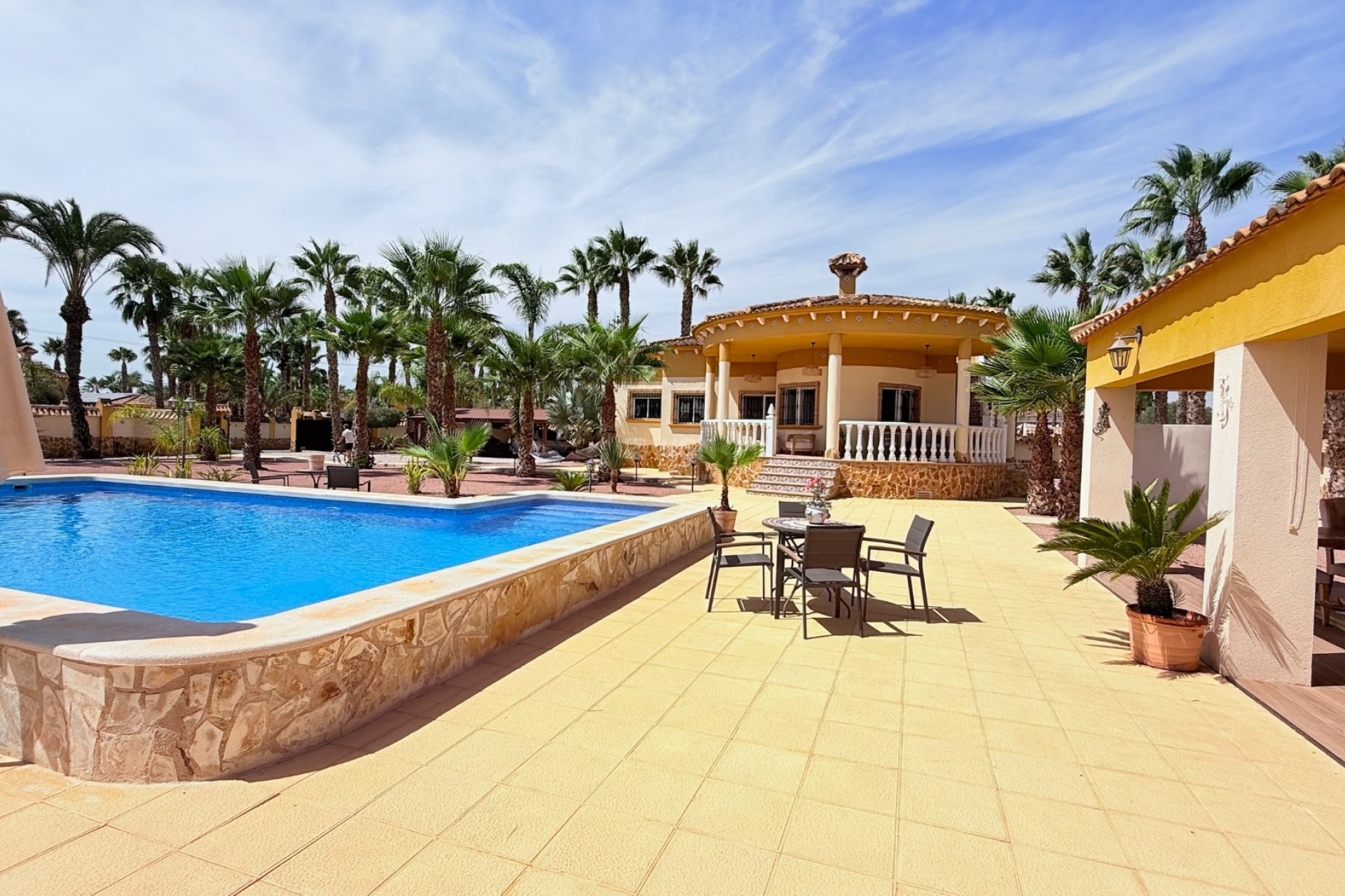 Odsprzedaż - Villa - Catral - Costa Blanca