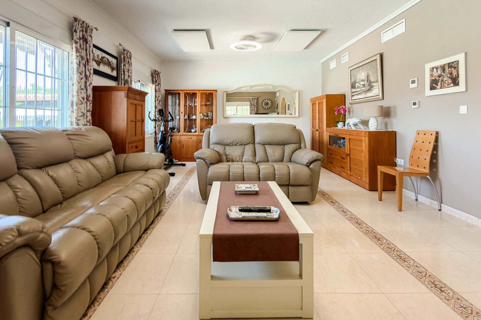 Odsprzedaż - Villa - Catral - Costa Blanca