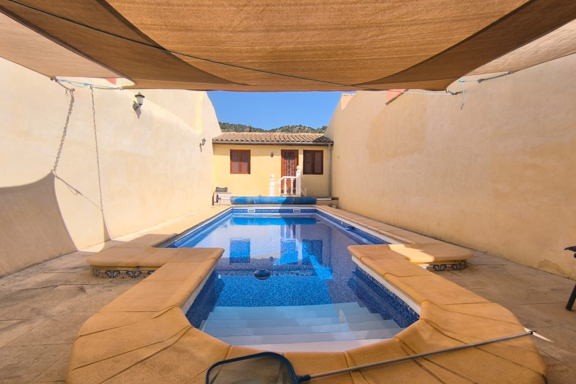 Odsprzedaż - Villa - Chinorlet - Inland