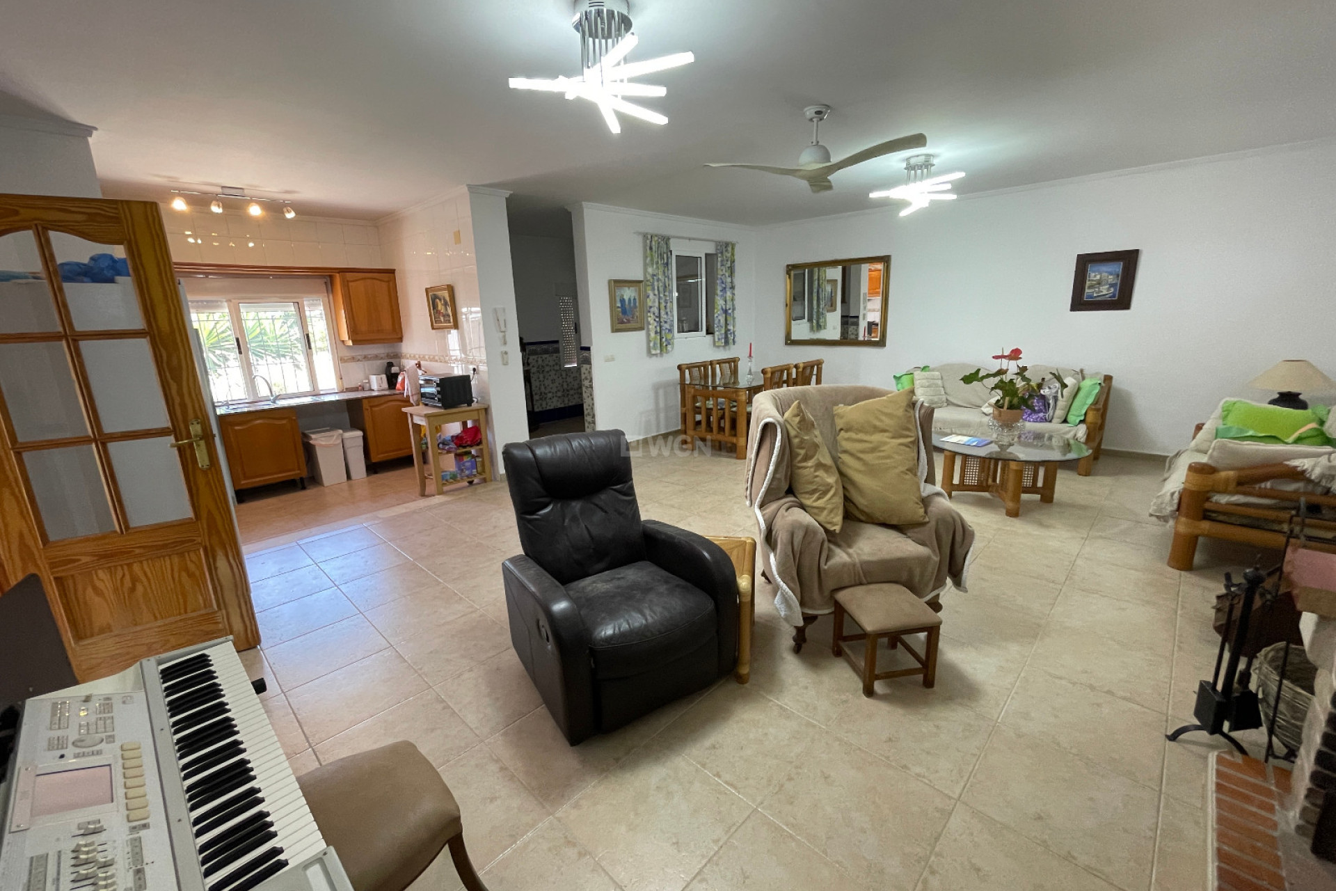 Odsprzedaż - Villa - Daya Nueva - Costa Blanca