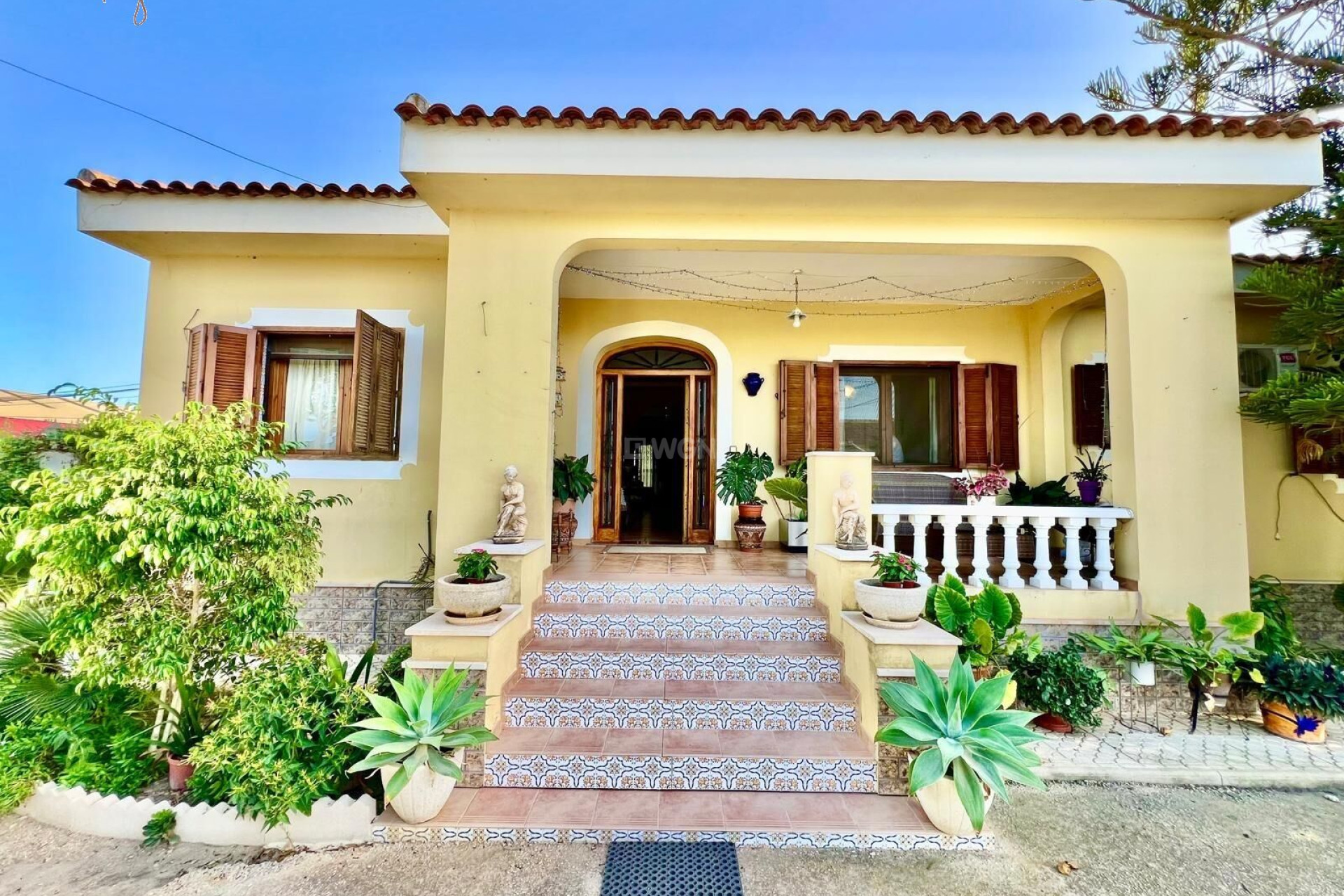 Odsprzedaż - Villa - Daya Vieja - Costa Blanca Sur