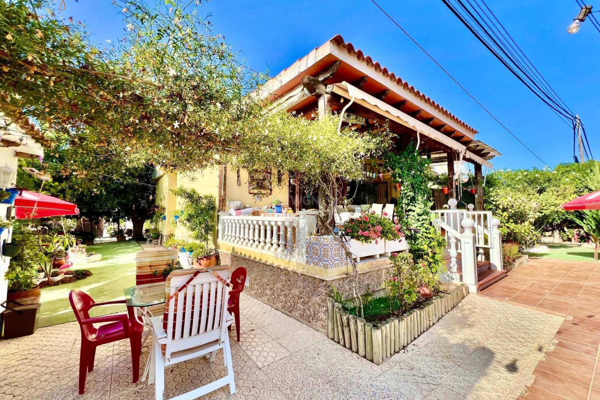 Odsprzedaż - Villa - Daya Vieja - Costa Blanca Sur
