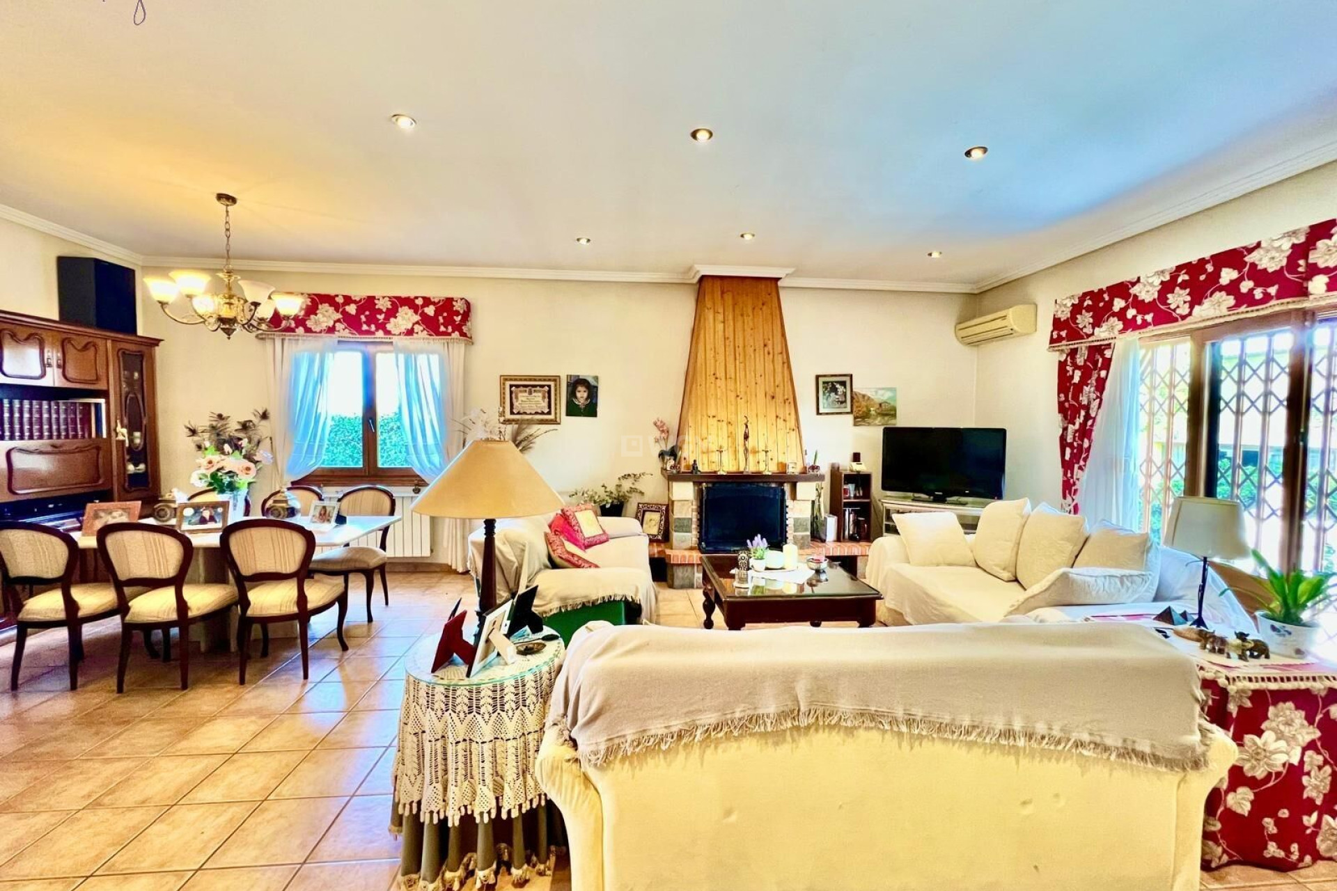 Odsprzedaż - Villa - Daya Vieja - Costa Blanca Sur