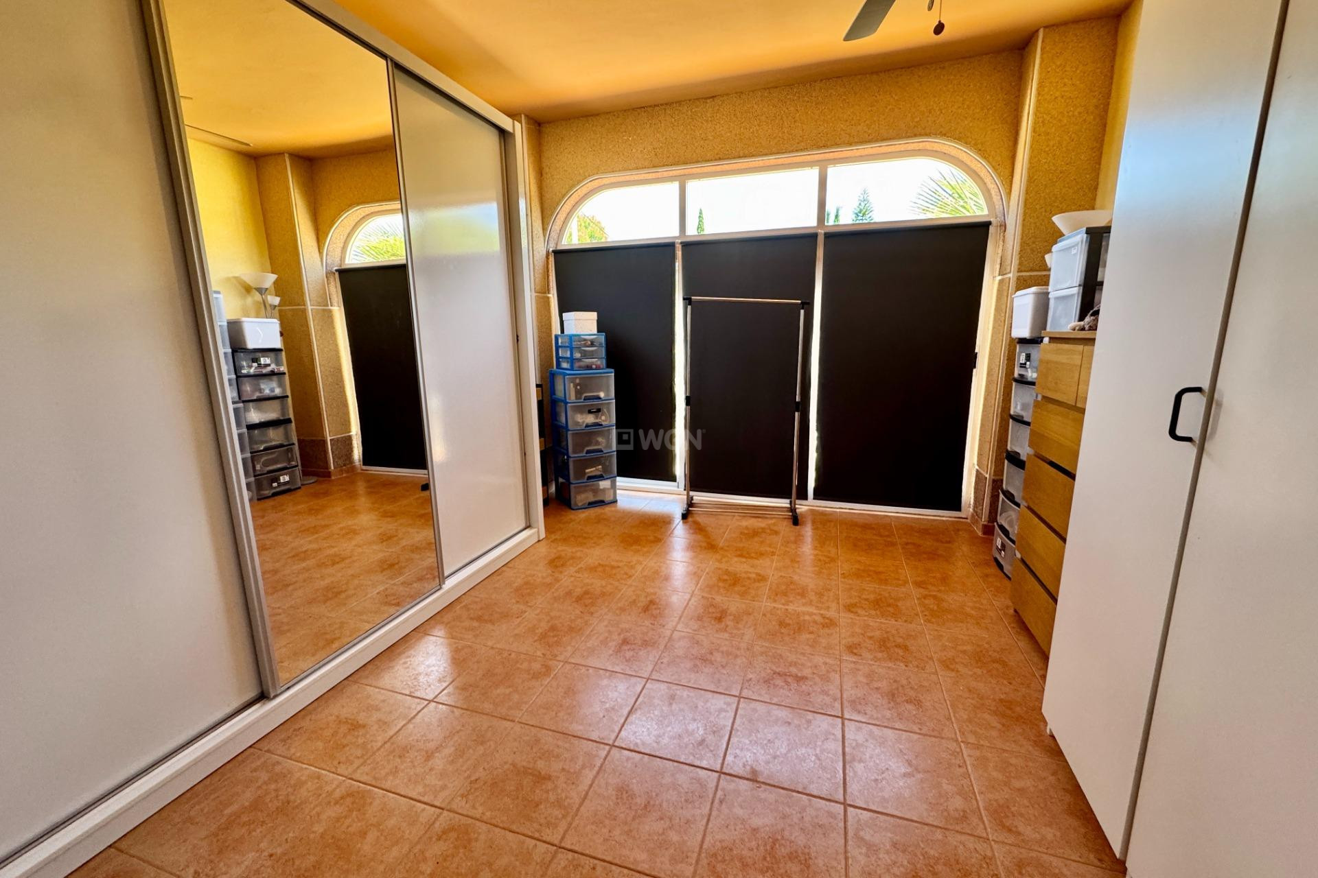 Odsprzedaż - Villa - Dolores - Cmno. Escorredor