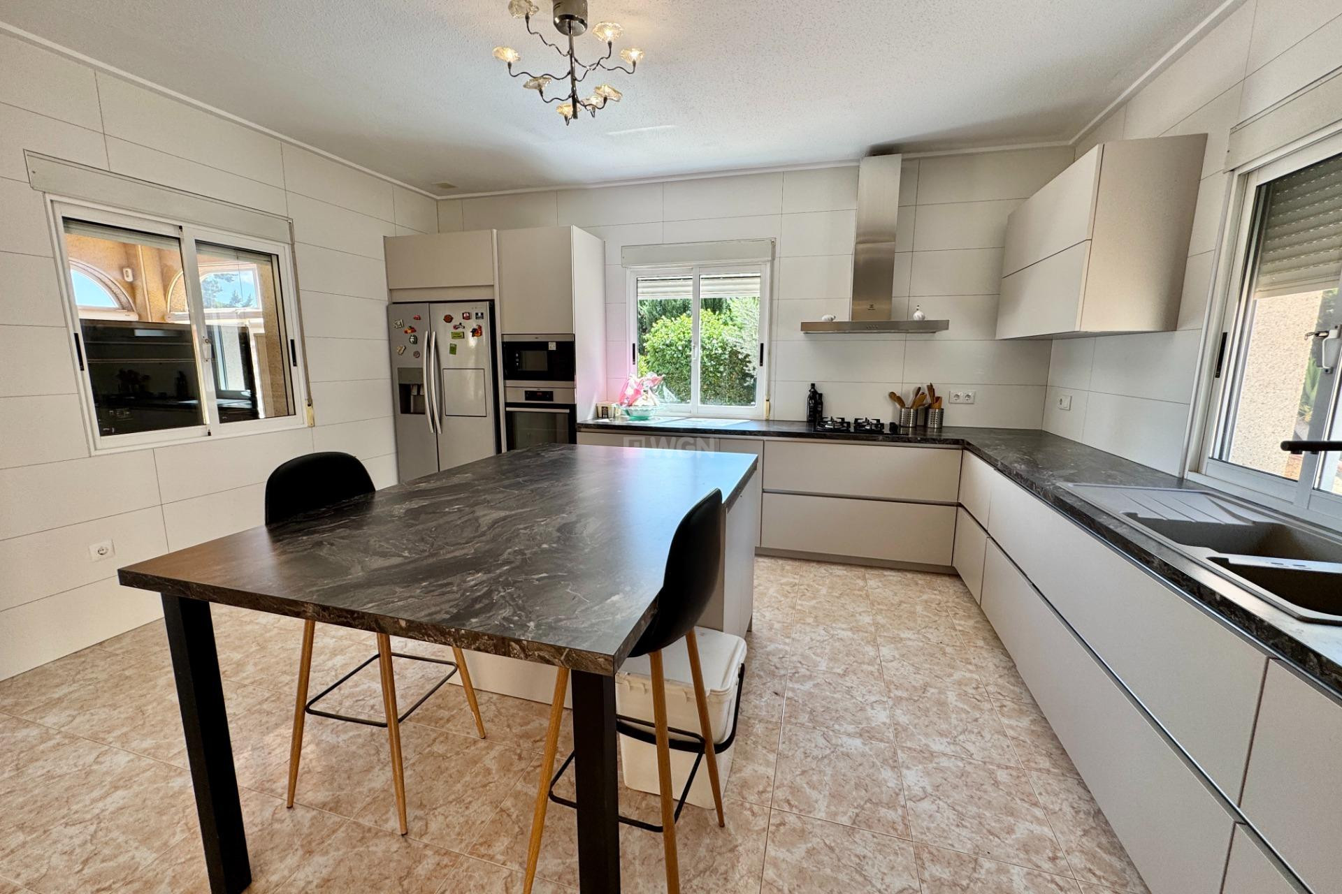 Odsprzedaż - Villa - Dolores - Cmno. Escorredor