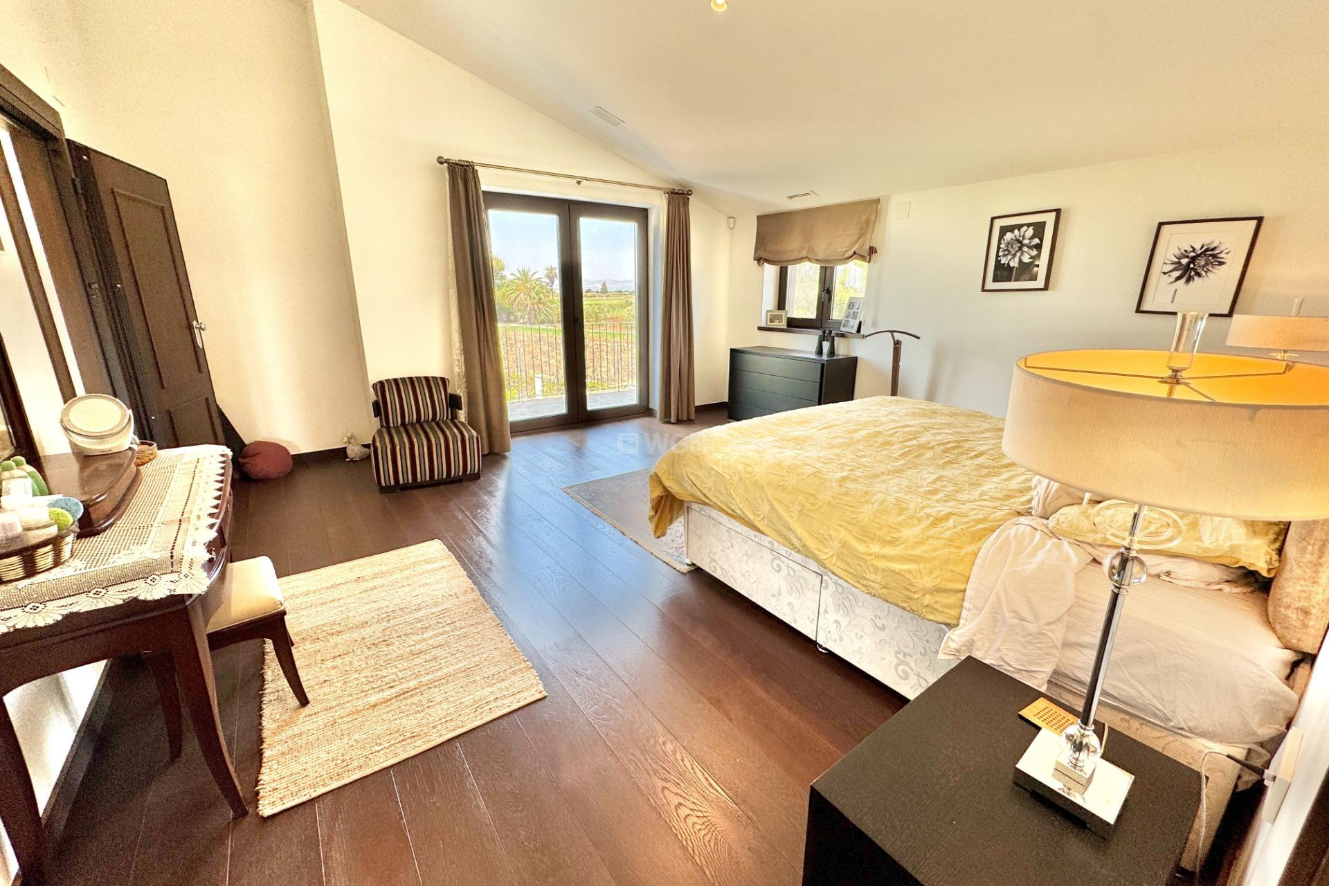 Odsprzedaż - Villa - Dolores - Comunidad Valenciana