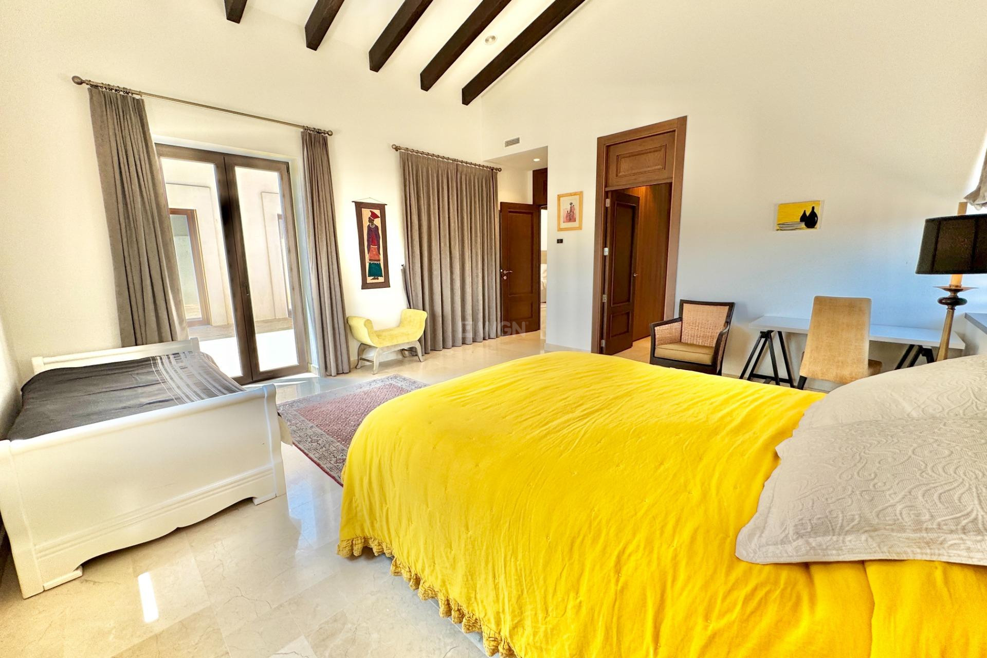 Odsprzedaż - Villa - Dolores - Comunidad Valenciana