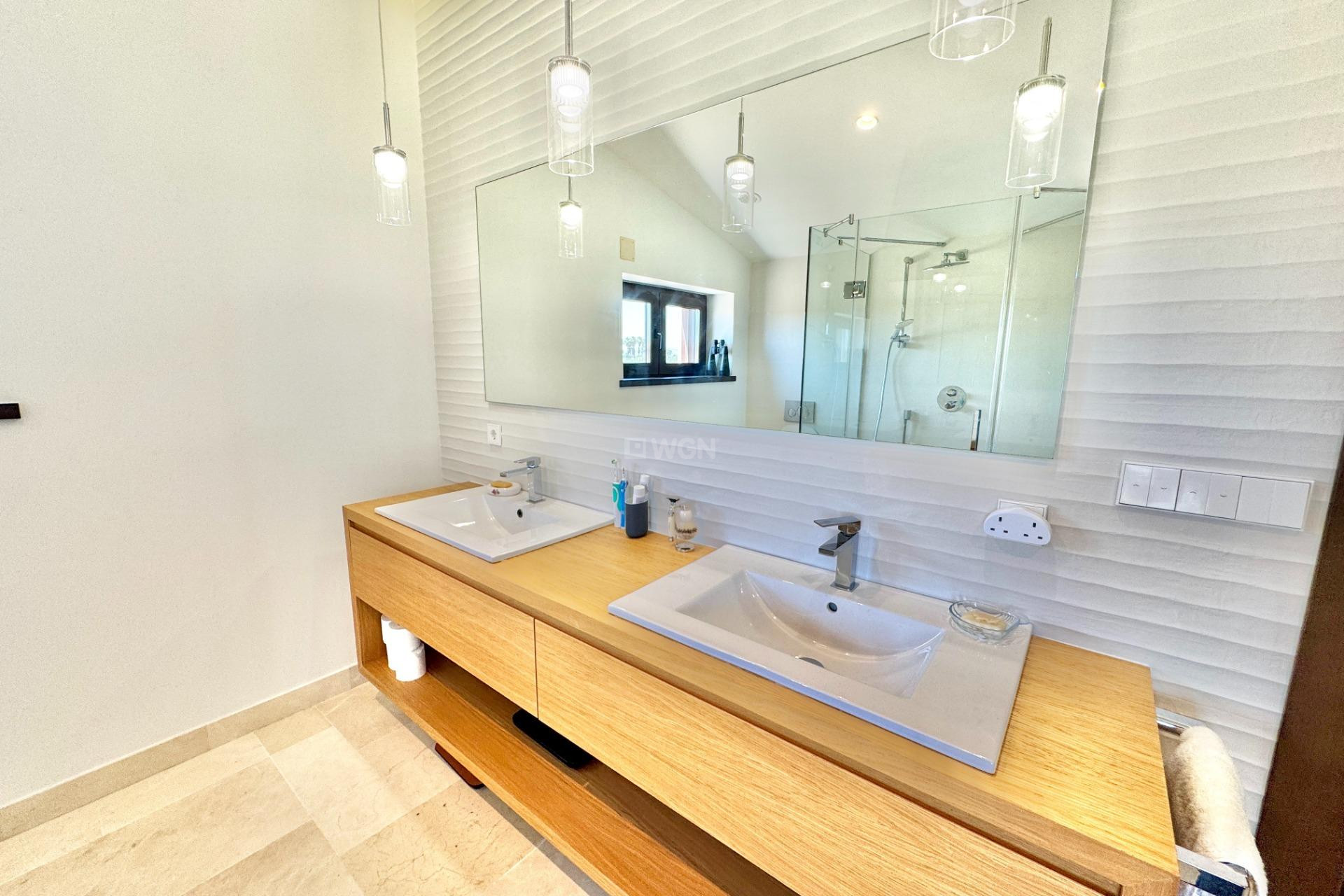 Odsprzedaż - Villa - Dolores - Comunidad Valenciana