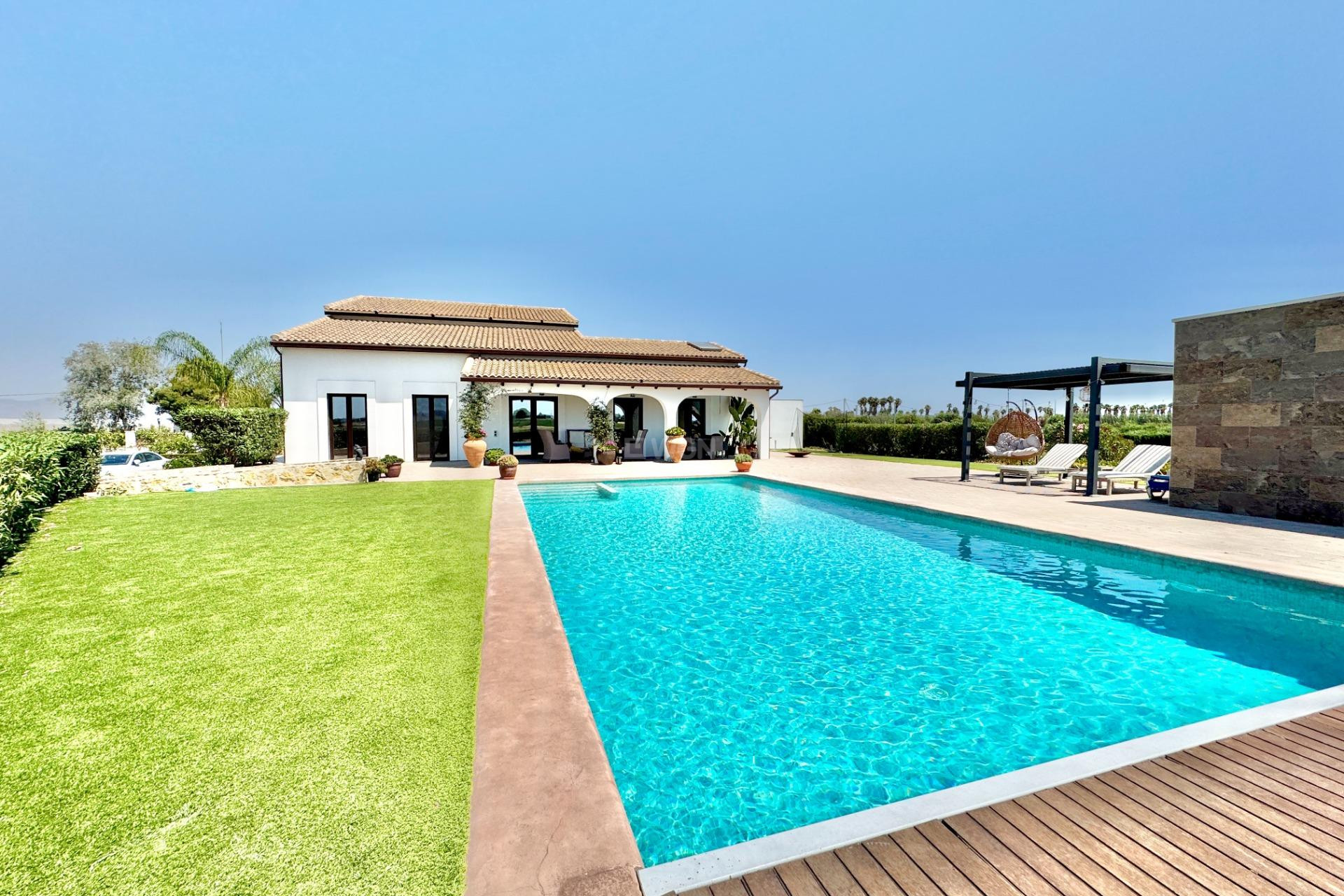 Odsprzedaż - Villa - Dolores - Comunidad Valenciana