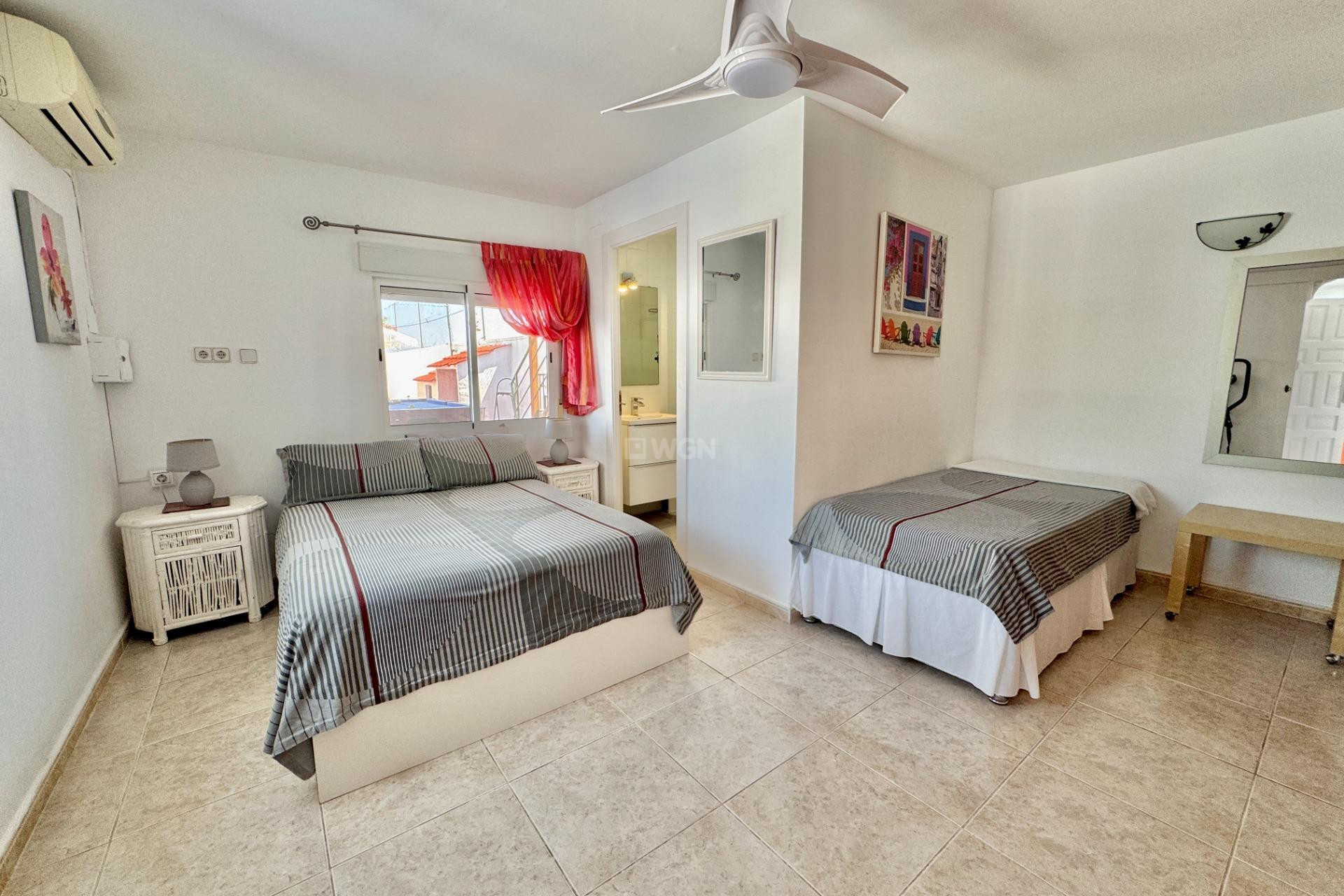 Odsprzedaż - Villa - Dolores - Comunidad Valenciana