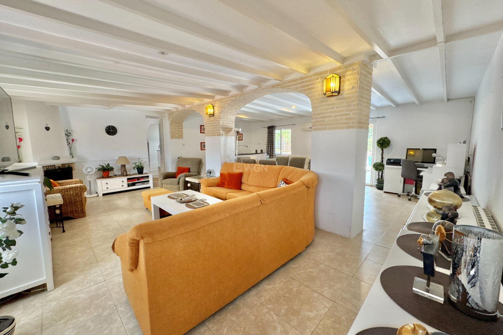 Odsprzedaż - Villa - Dolores - Comunidad Valenciana