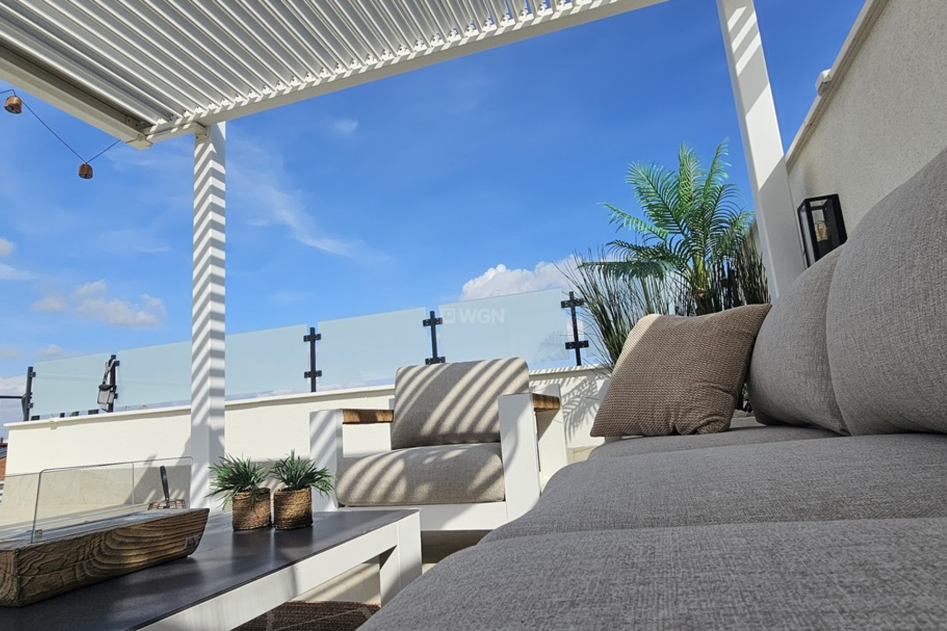 Odsprzedaż - Villa - Dolores - Sector 4