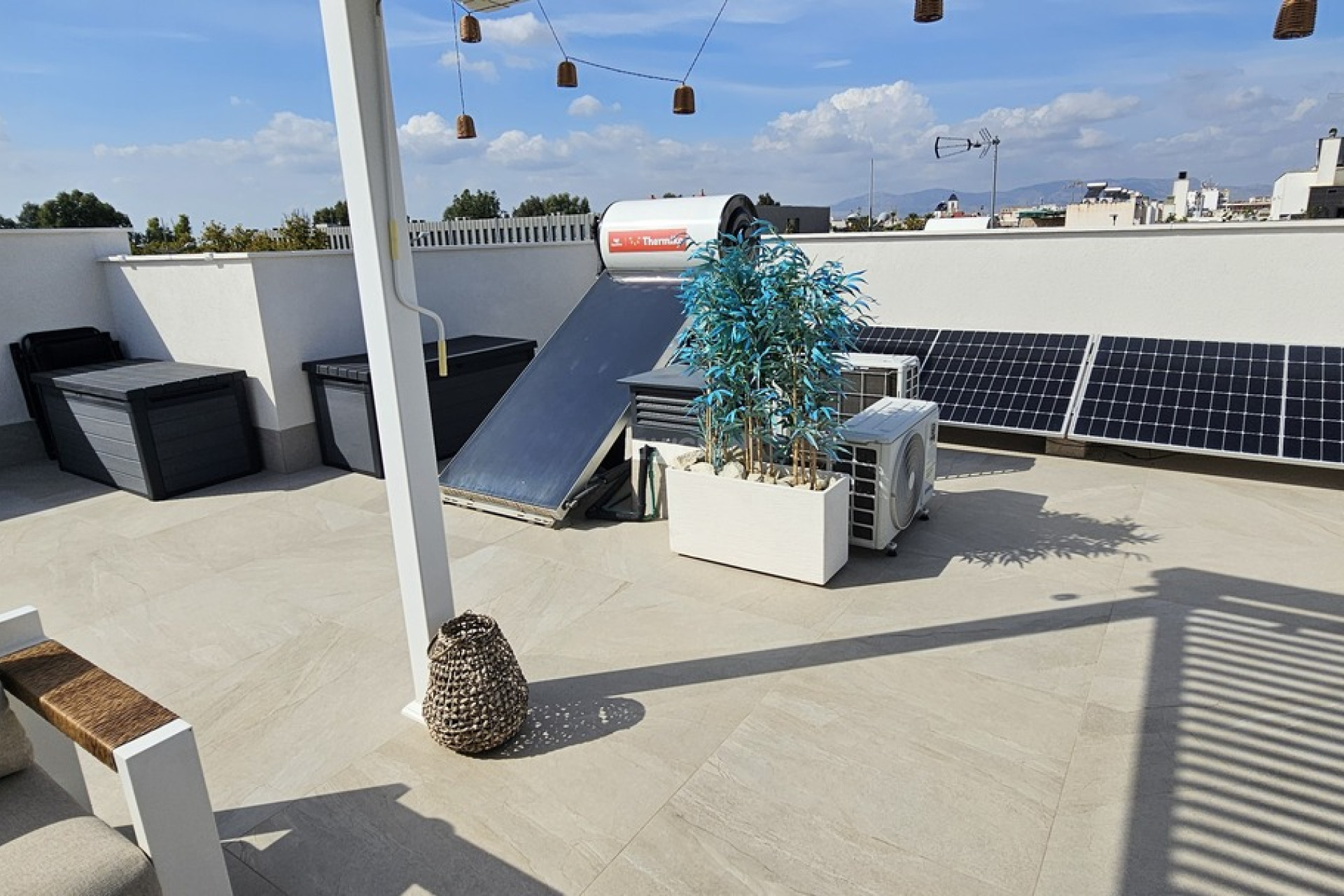 Odsprzedaż - Villa - Dolores - Sector 4