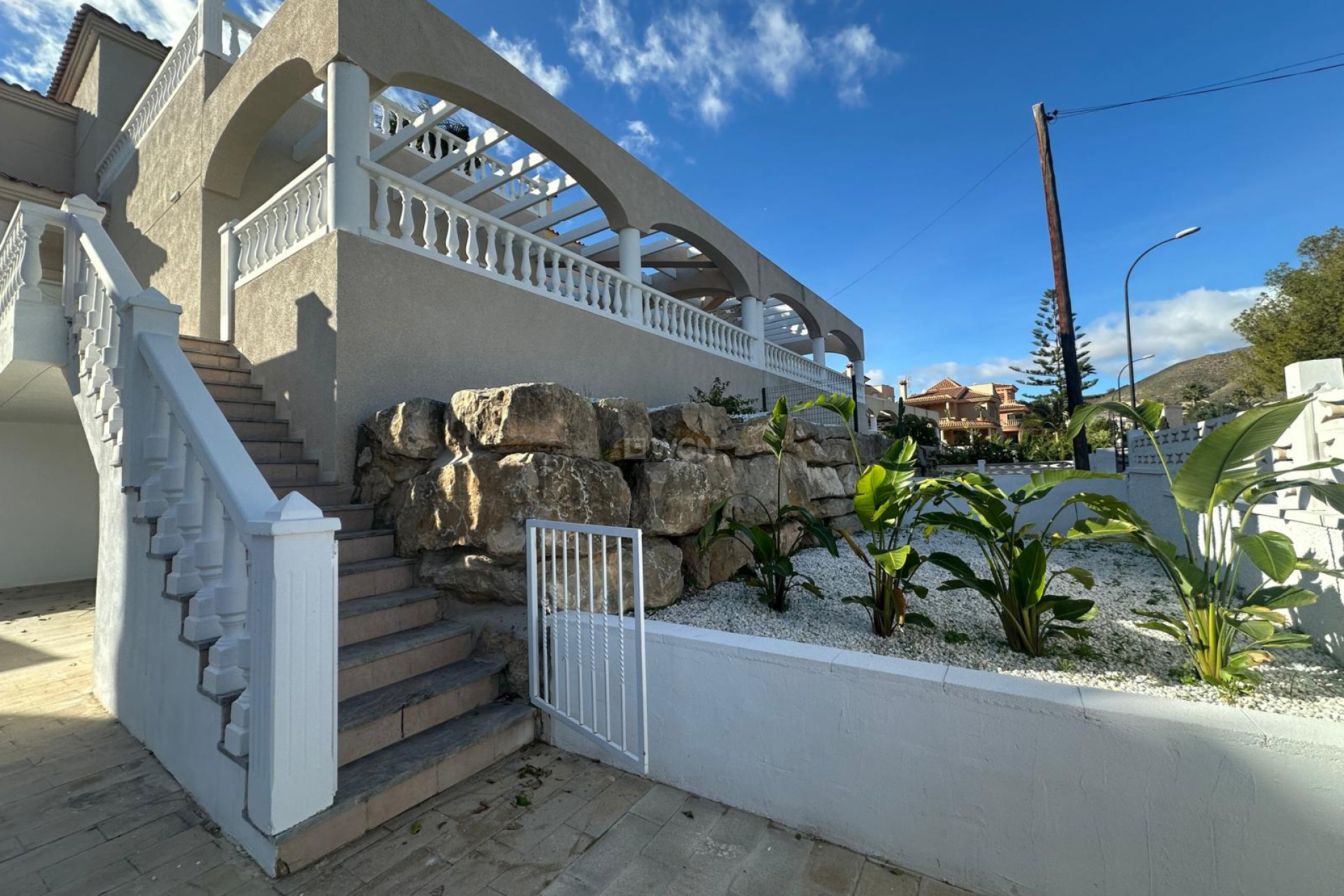 Odsprzedaż - Villa - El Campello - Costa Blanca