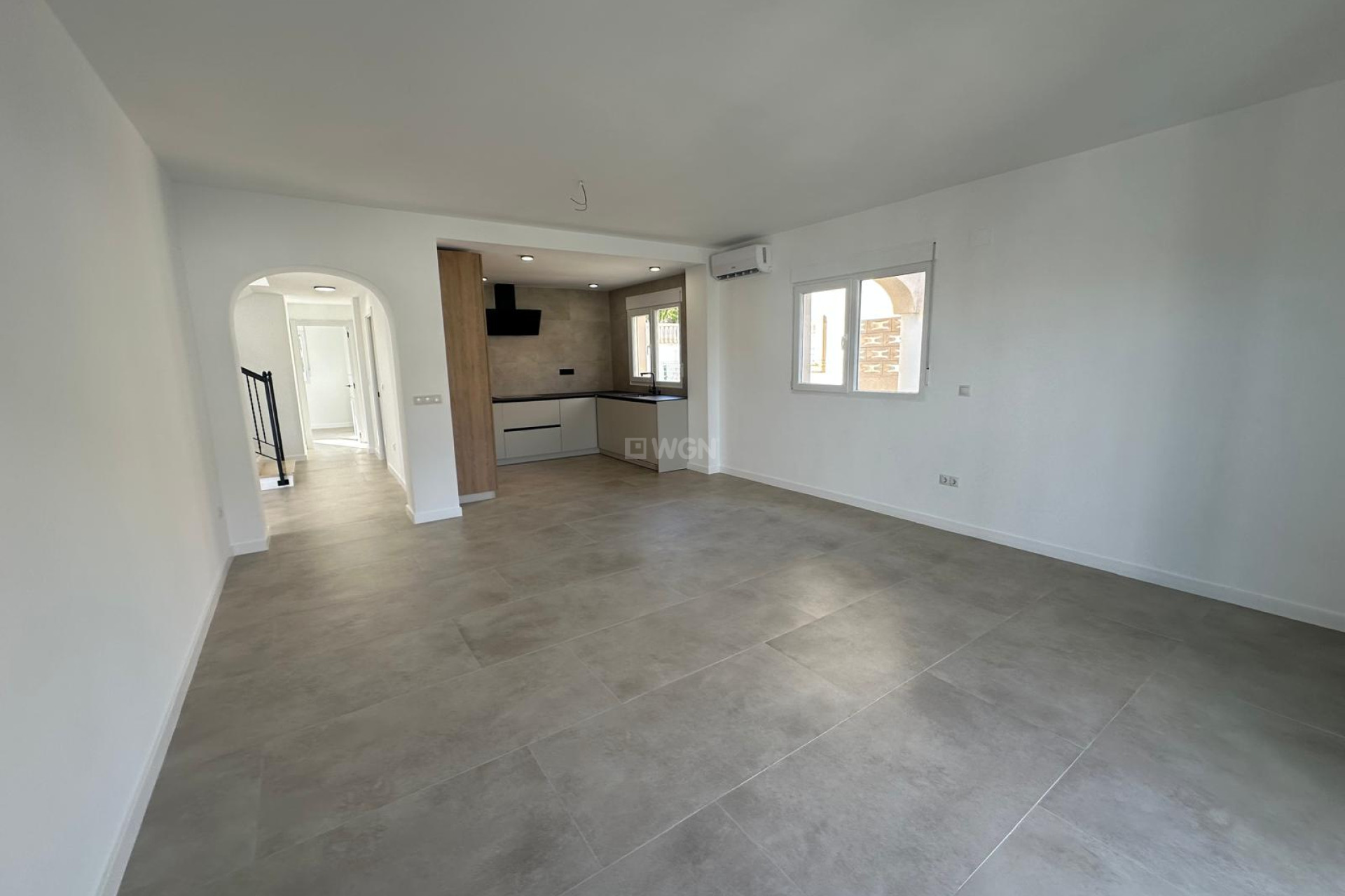 Odsprzedaż - Villa - El Campello - Costa Blanca