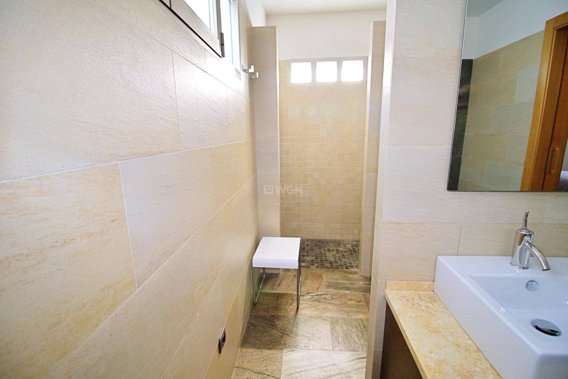 Odsprzedaż - Villa - Elche Pedanías - Peña las Águilas