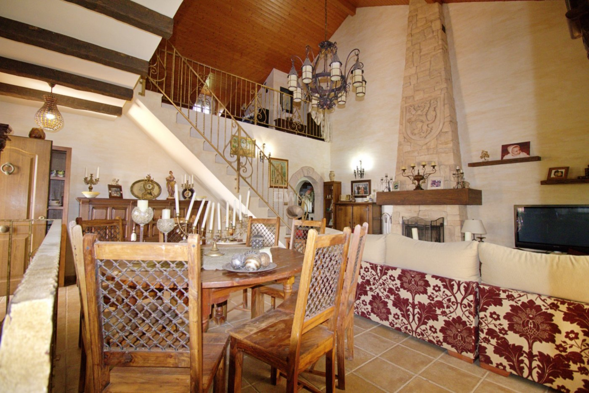 Odsprzedaż - Villa - Elche Pedanías - Valverde