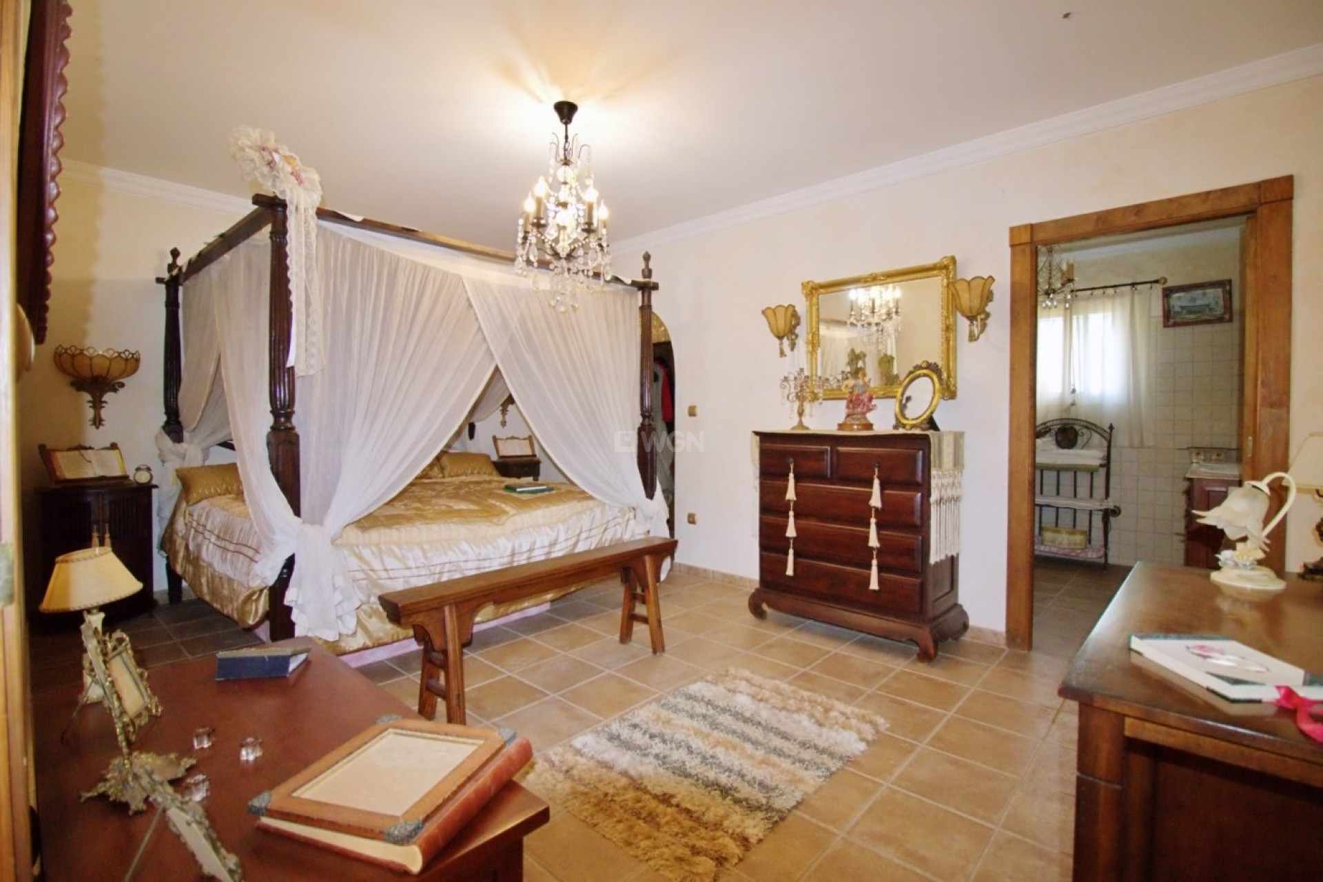 Odsprzedaż - Villa - Elche Pedanías - Valverde