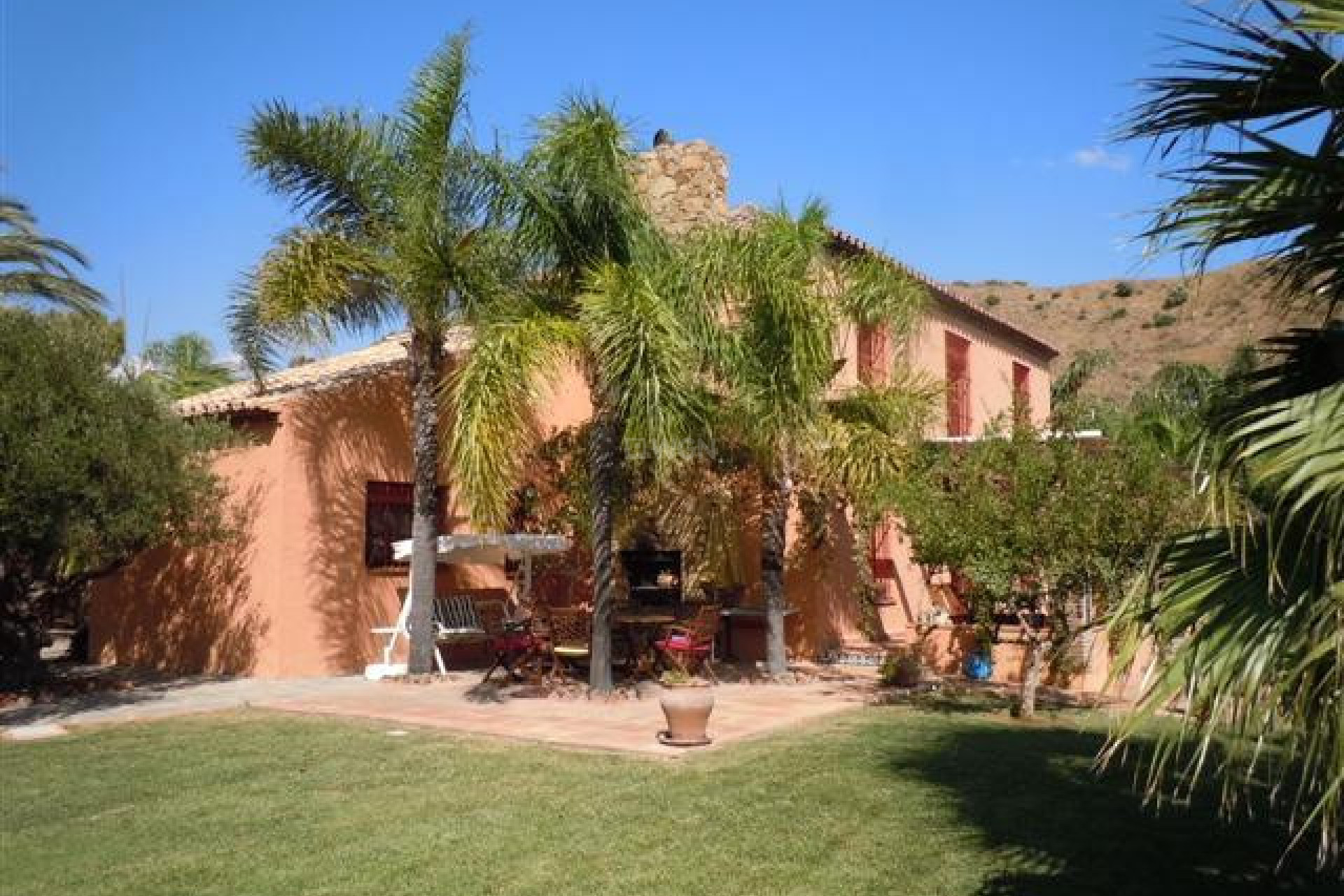 Odsprzedaż - Villa - Estepona - Costa del Sol