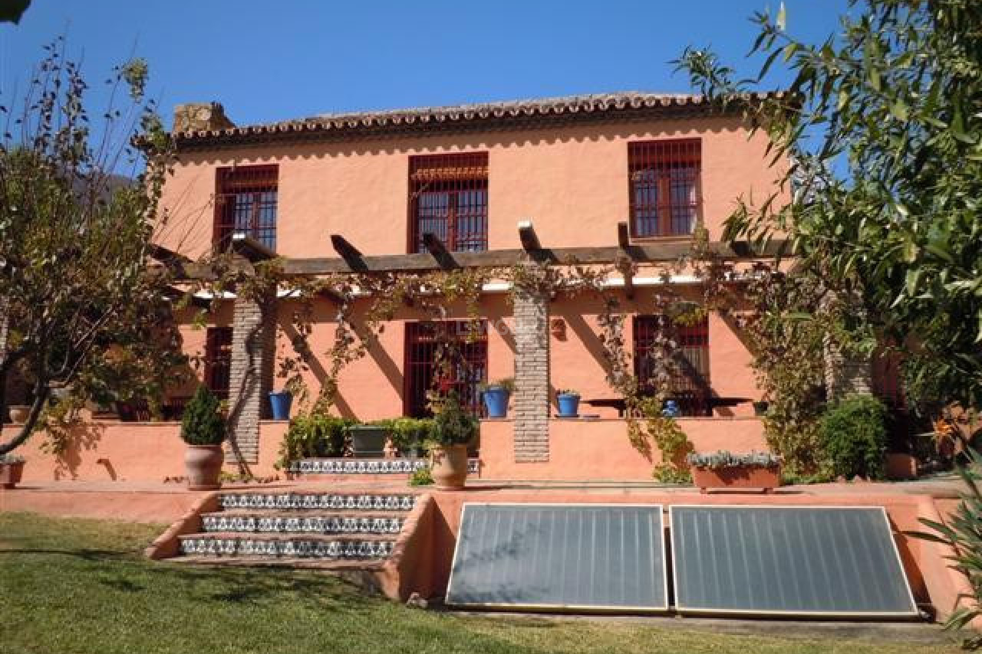 Odsprzedaż - Villa - Estepona - Costa del Sol