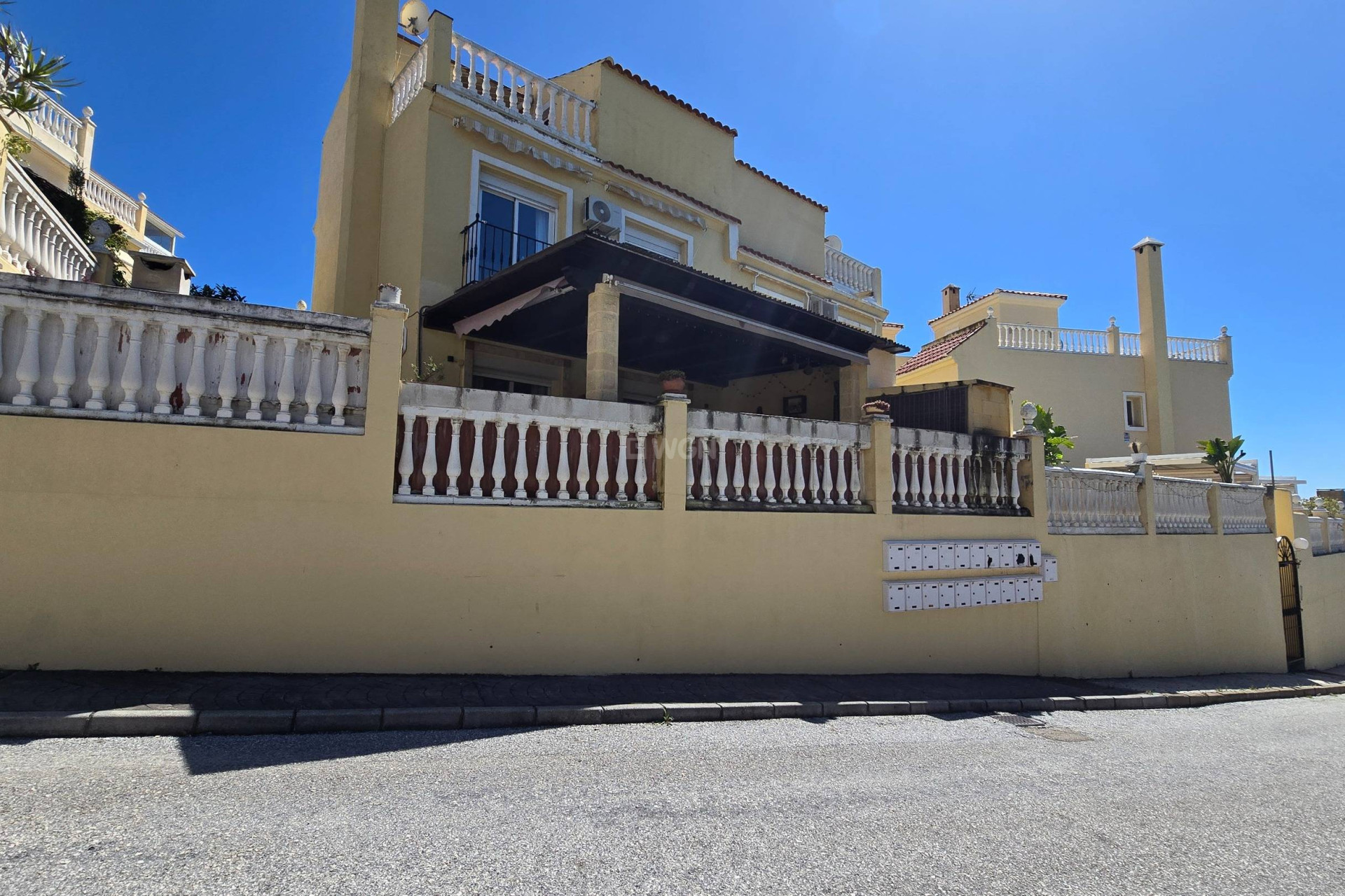 Odsprzedaż - Villa - Estepona - Puerto Estepona