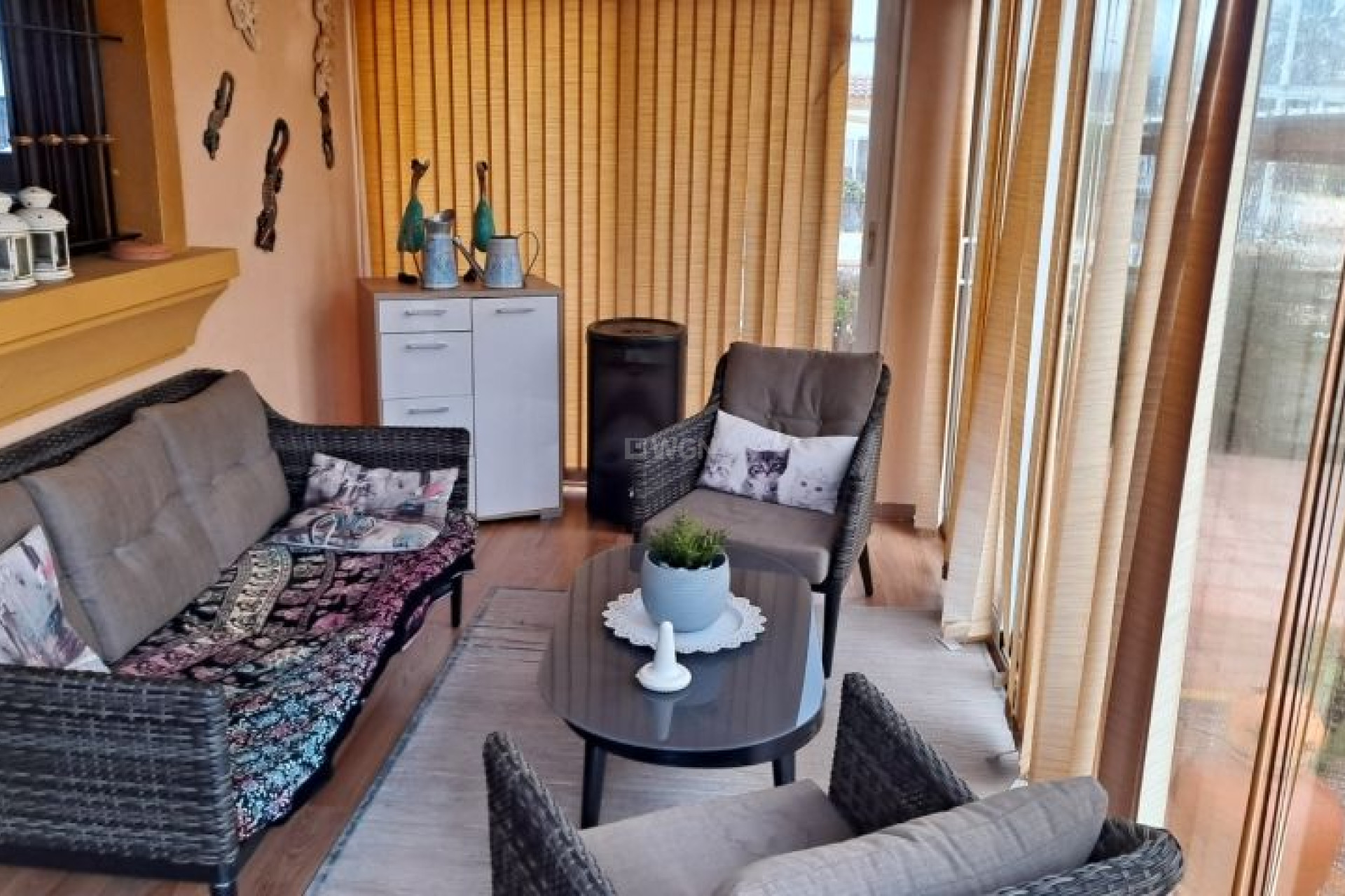 Odsprzedaż - Villa - Hondón de las Nieves - Inland