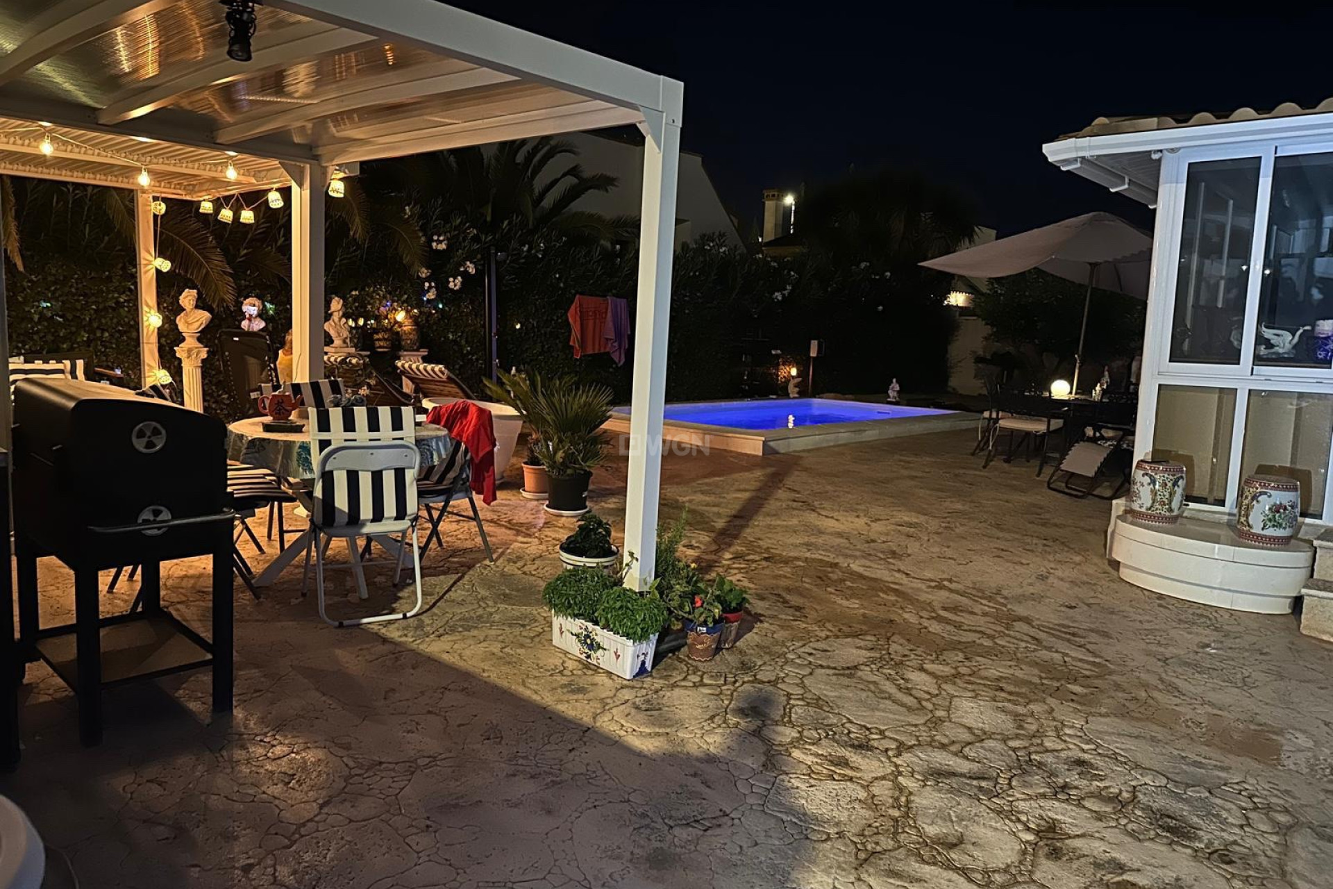 Odsprzedaż - Villa - Hondón de las Nieves - Inland