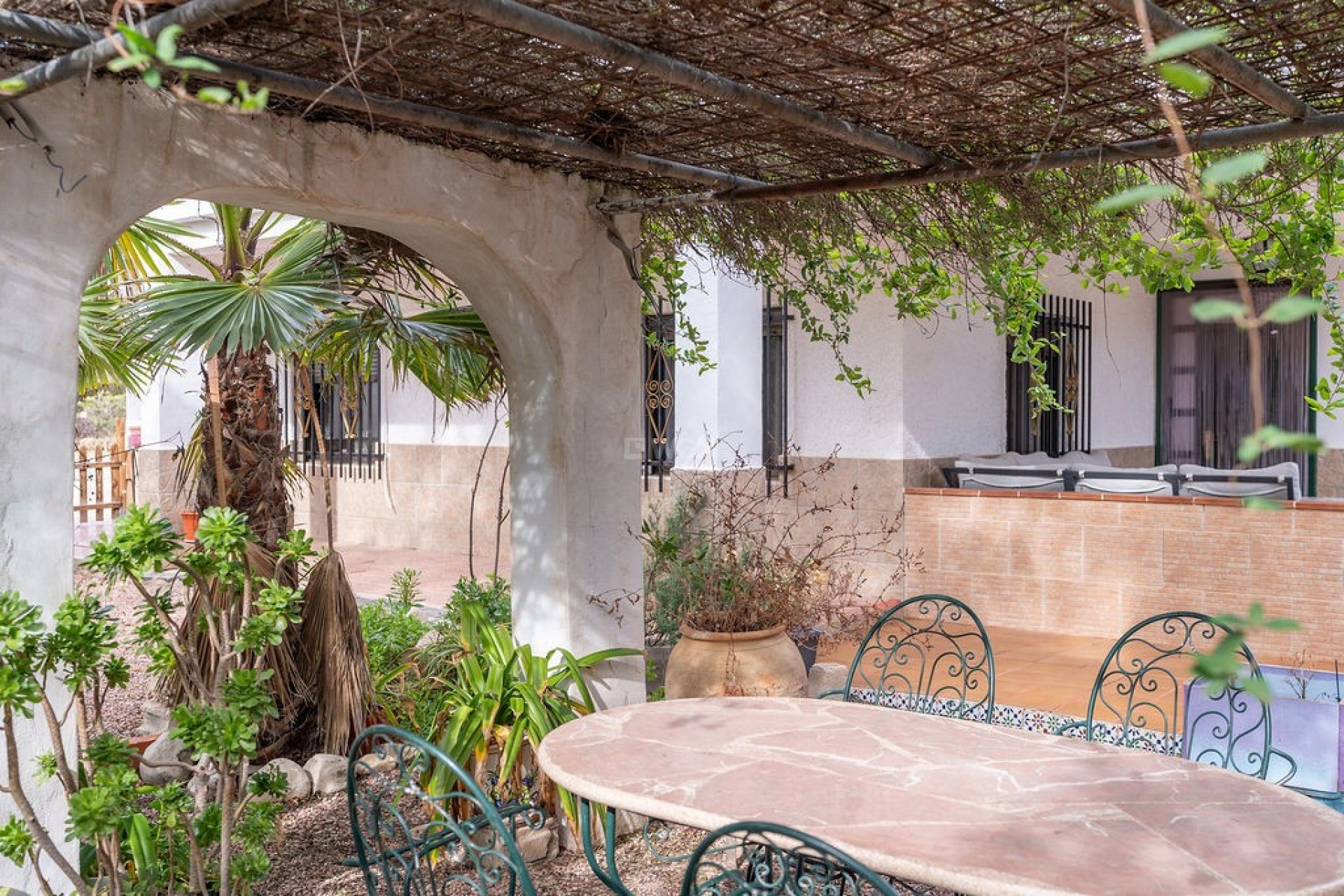 Odsprzedaż - Villa - Hondón de las Nieves - Inland