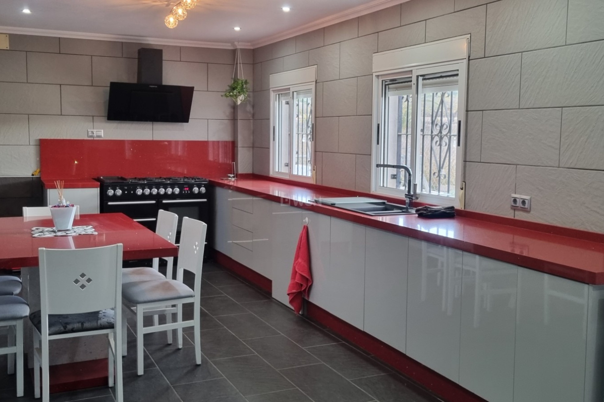 Odsprzedaż - Villa - Hondón de los Fráiles - Inland